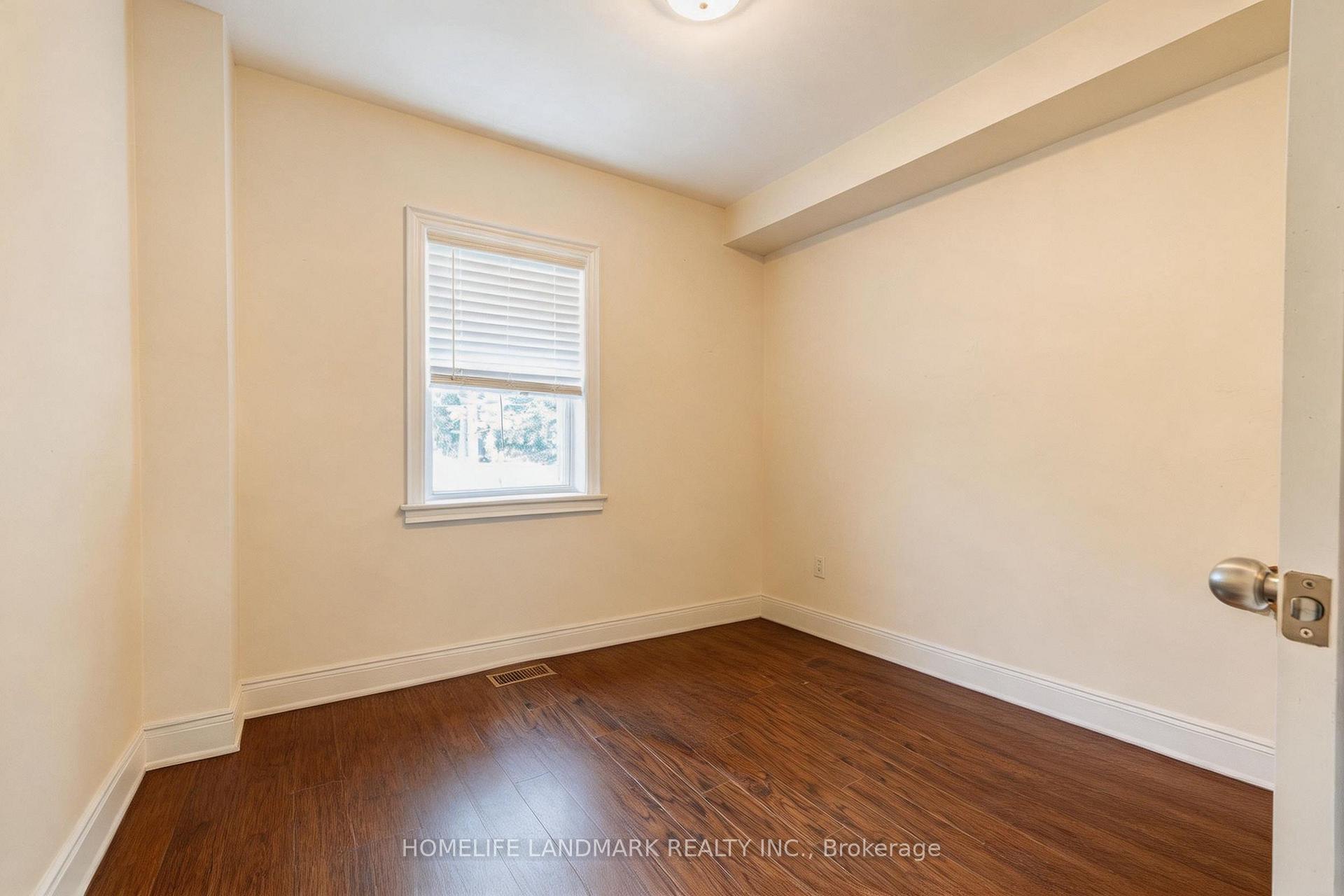 Photo 14 of 19 Balaclava Drive, Scarborough, Dorset Park — HOMEH