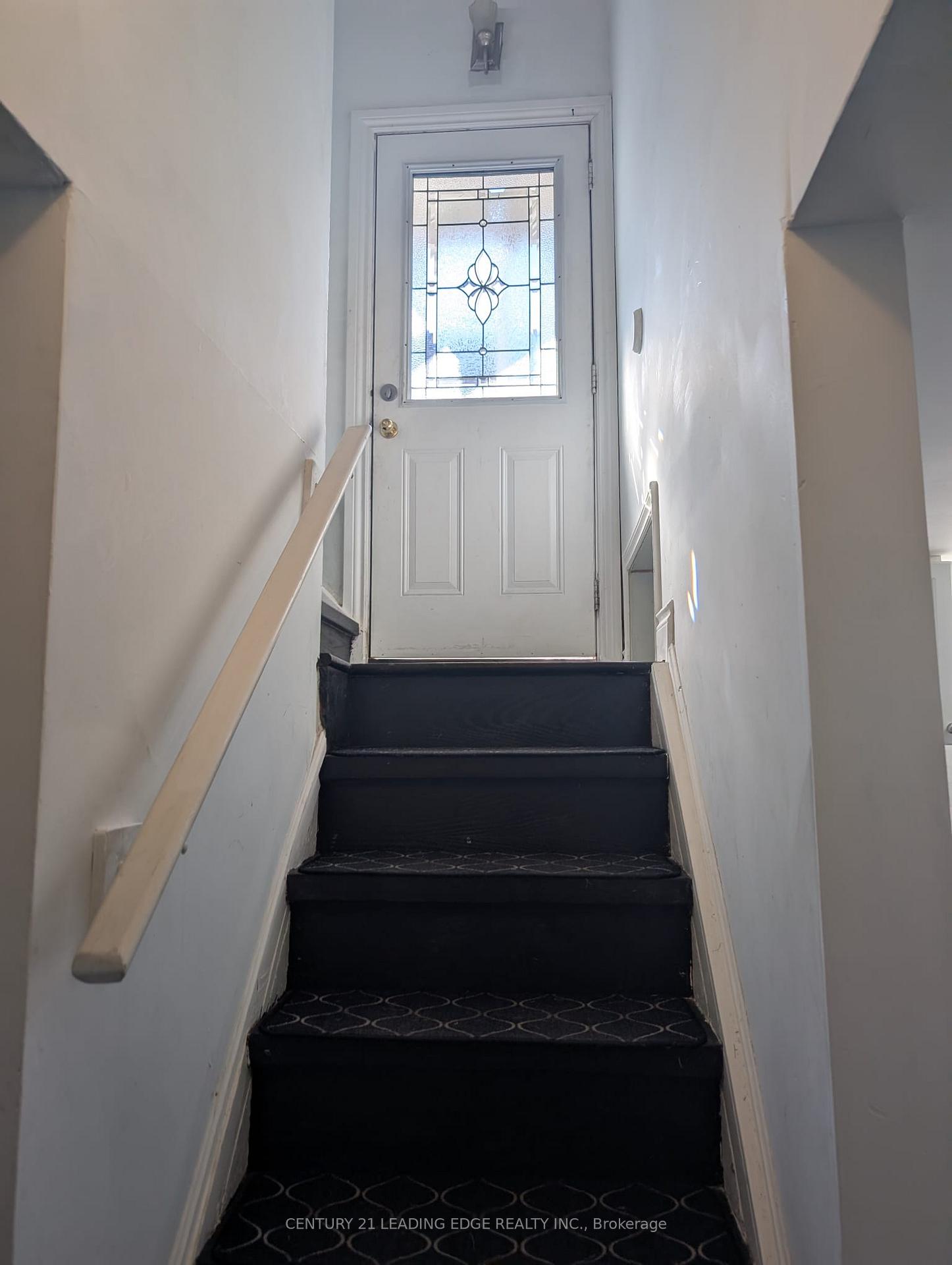 Photo 3 of 312 Eulalie Avenue, Oshawa, Central — HOMEH