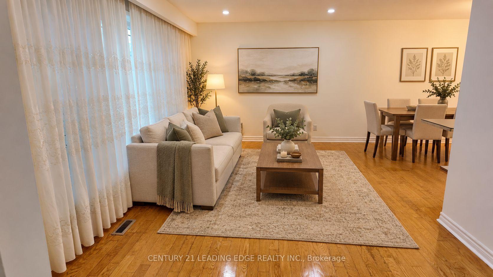 Photo 11 of 39 Waddington Crescent, North York, Don Valley Village — HOMEH