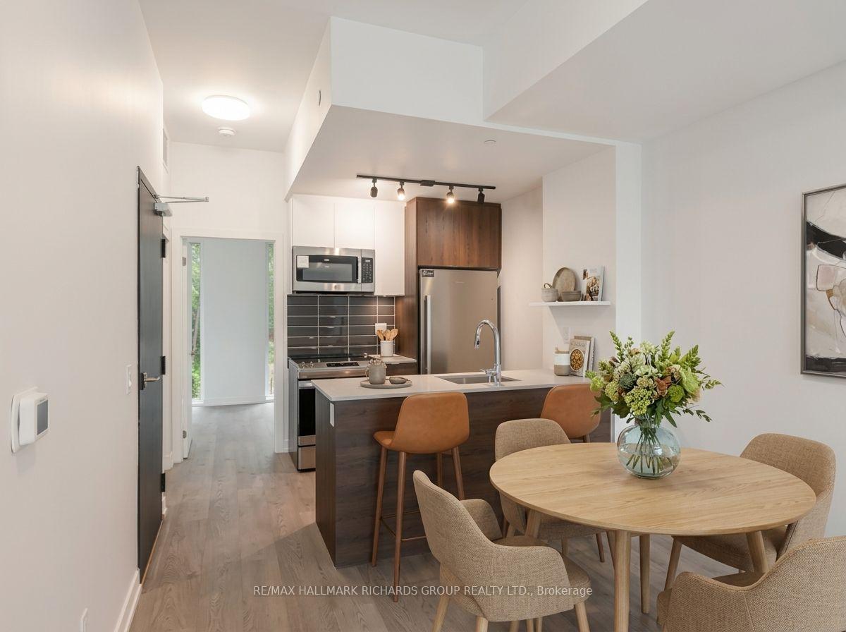 Photo 2 of Unit 3, 168 Clonmore Drive, Scarborough, Birchcliffe-Cliffside — HOMEH