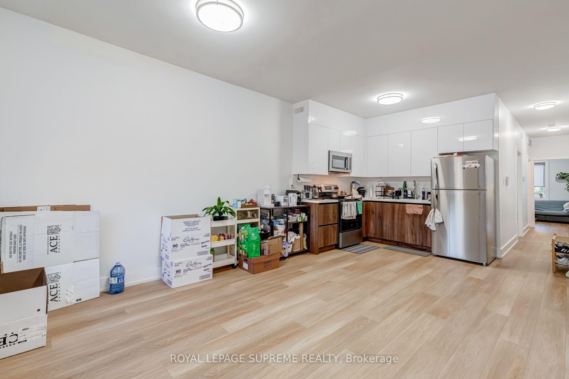 Photo 5 of Unit 2, 97 Bernice Crescent, Toronto, Rockcliffe-Smythe — HOMEH