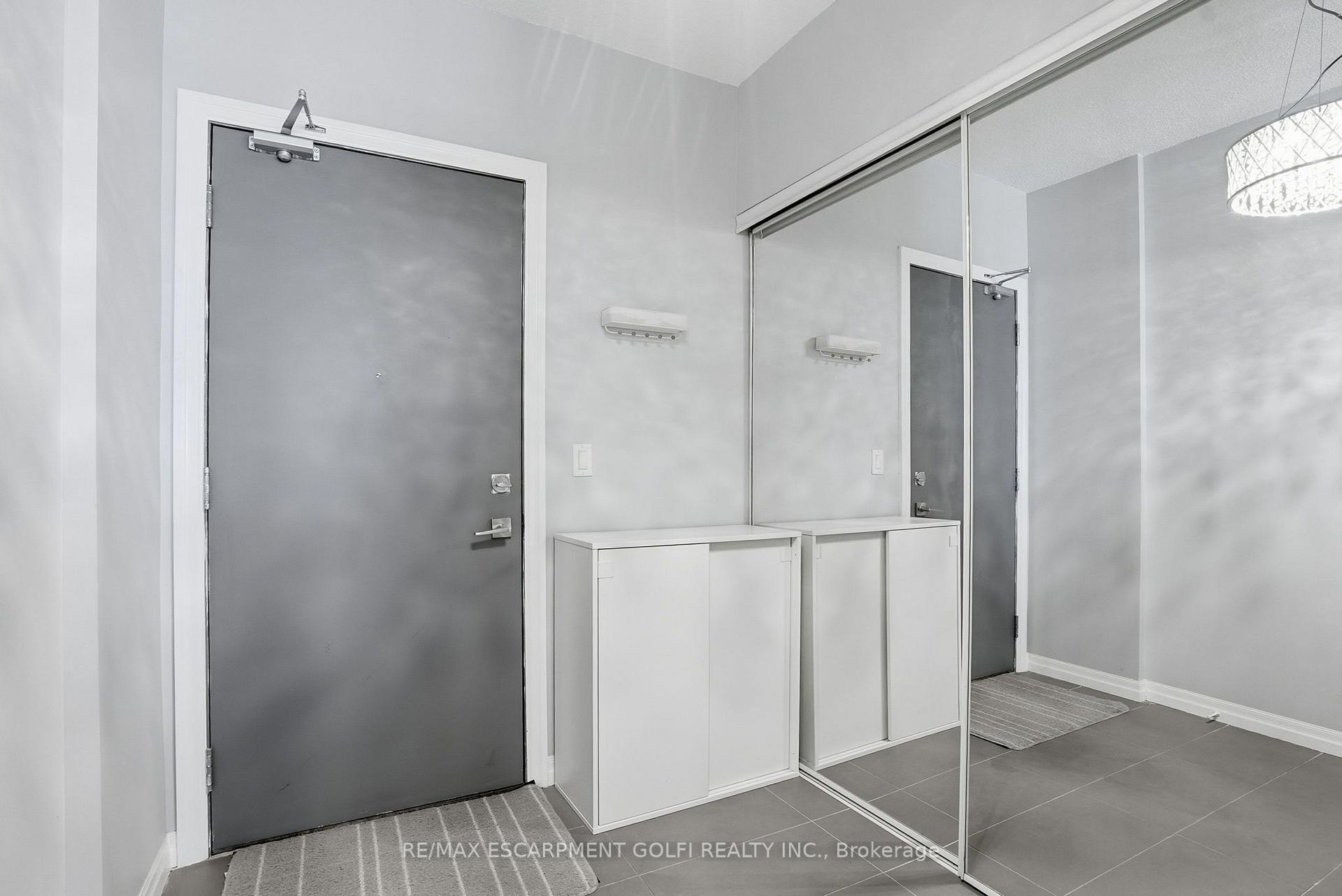 Photo 10 of Unit 708, 560 North Service Road, Grimsby, Grimsby Beach — HOMEH