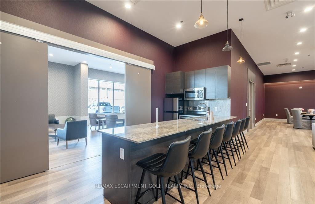 Photo 13 of Unit 708, 560 North Service Road, Grimsby, Grimsby Beach — HOMEH
