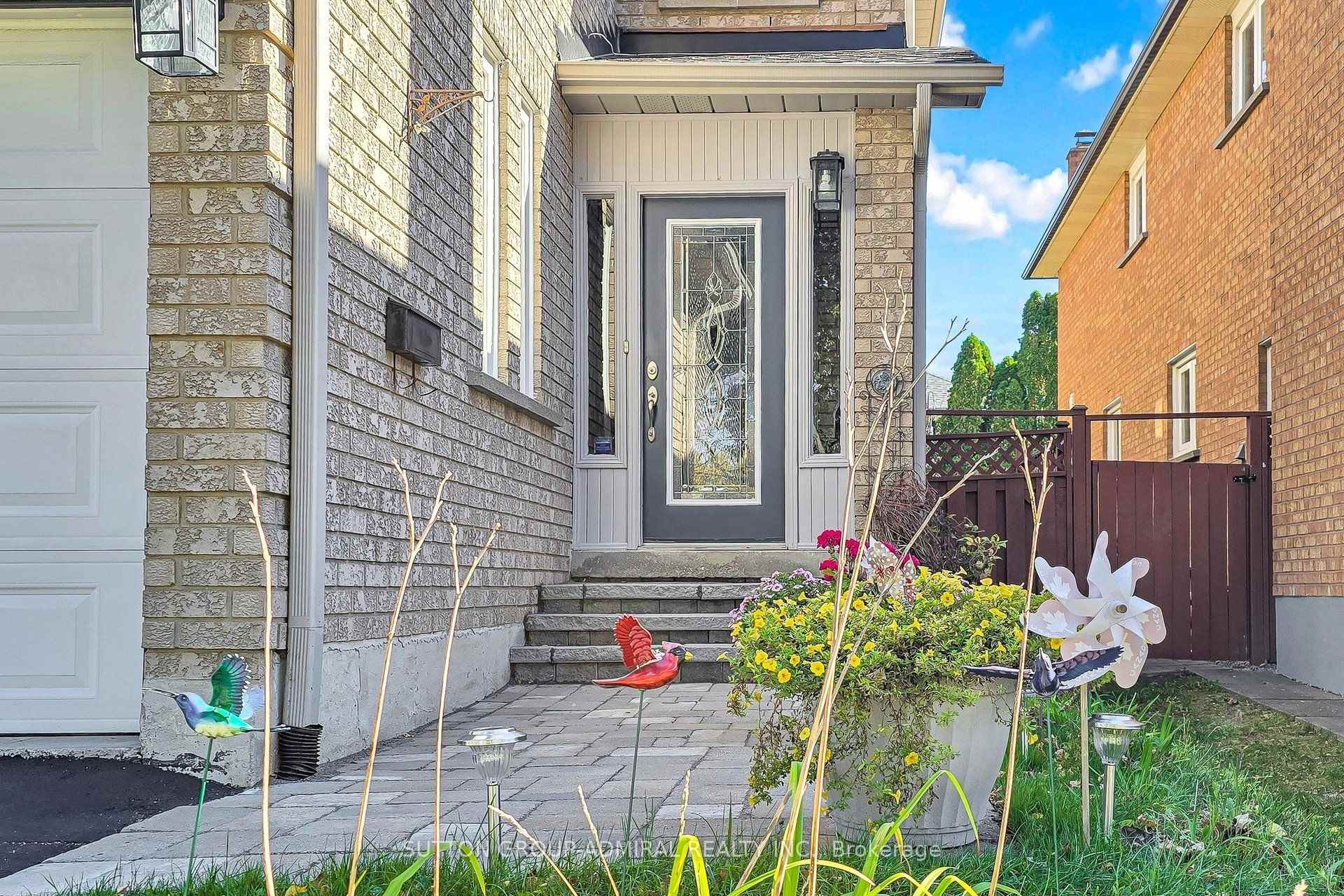 Photo 2 of 43 Berwick Crescent, Richmond Hill, Observatory — HOMEH