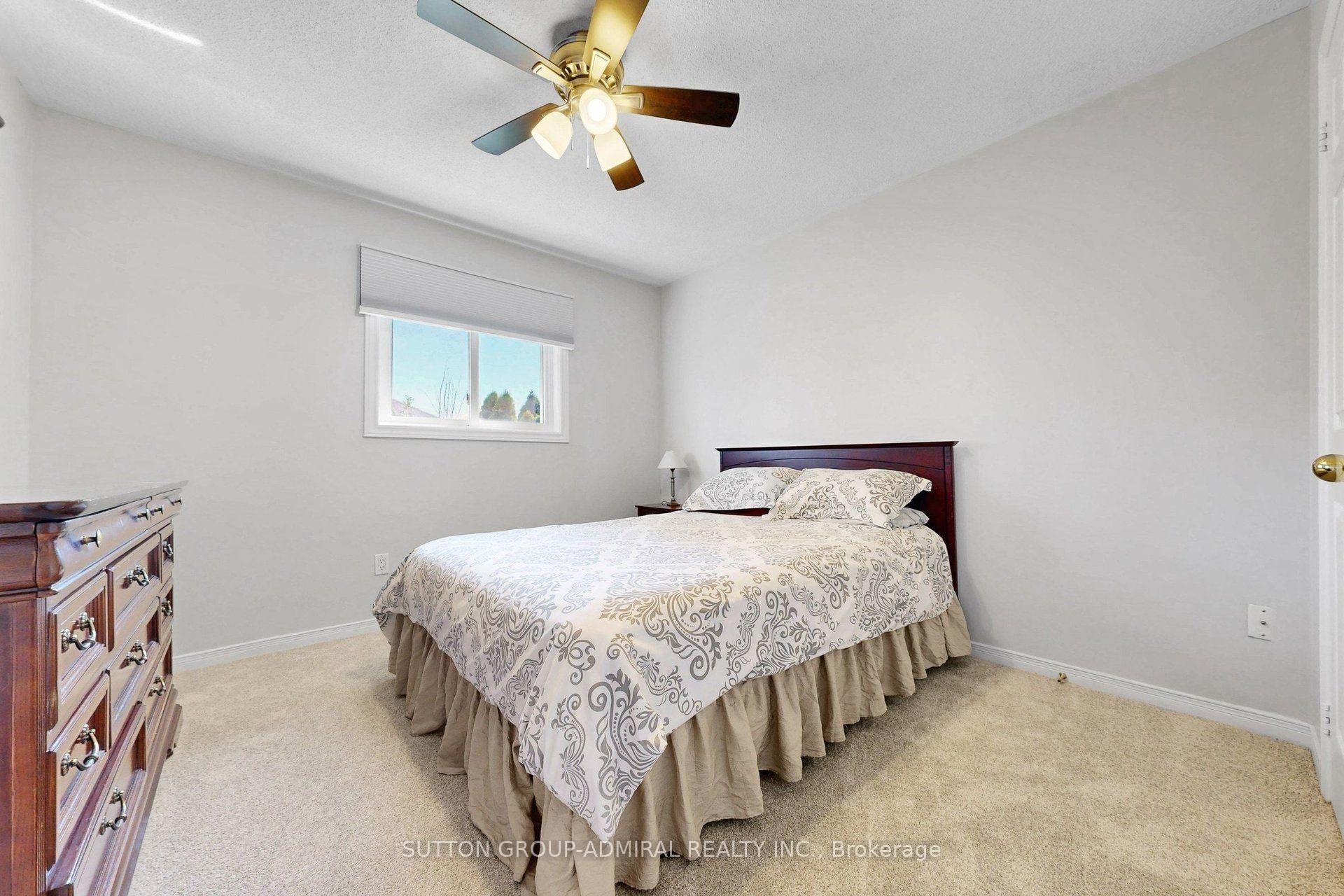 Photo 25 of 43 Berwick Crescent, Richmond Hill, Observatory — HOMEH