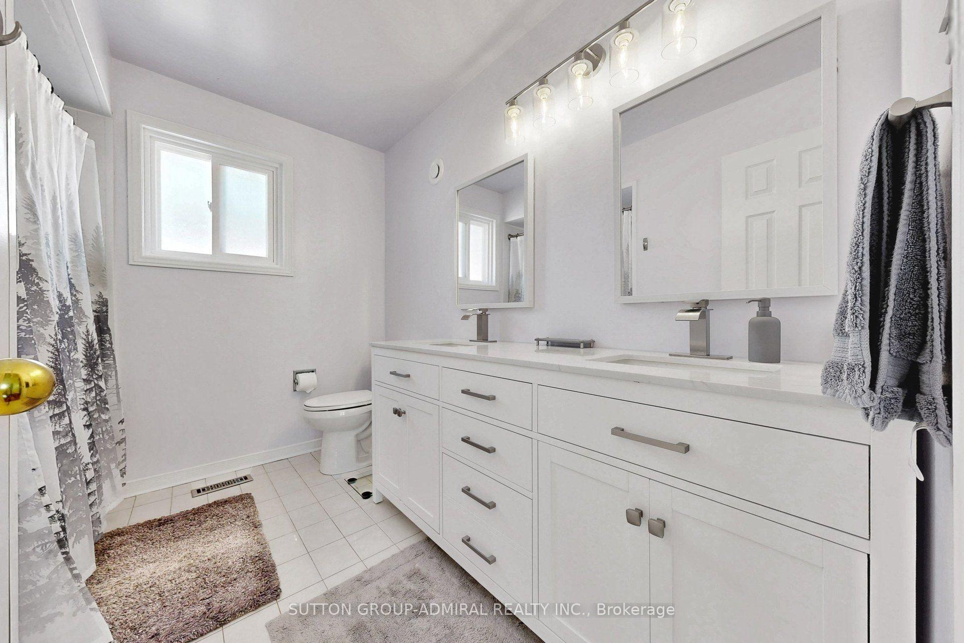 Photo 31 of 43 Berwick Crescent, Richmond Hill, Observatory — HOMEH