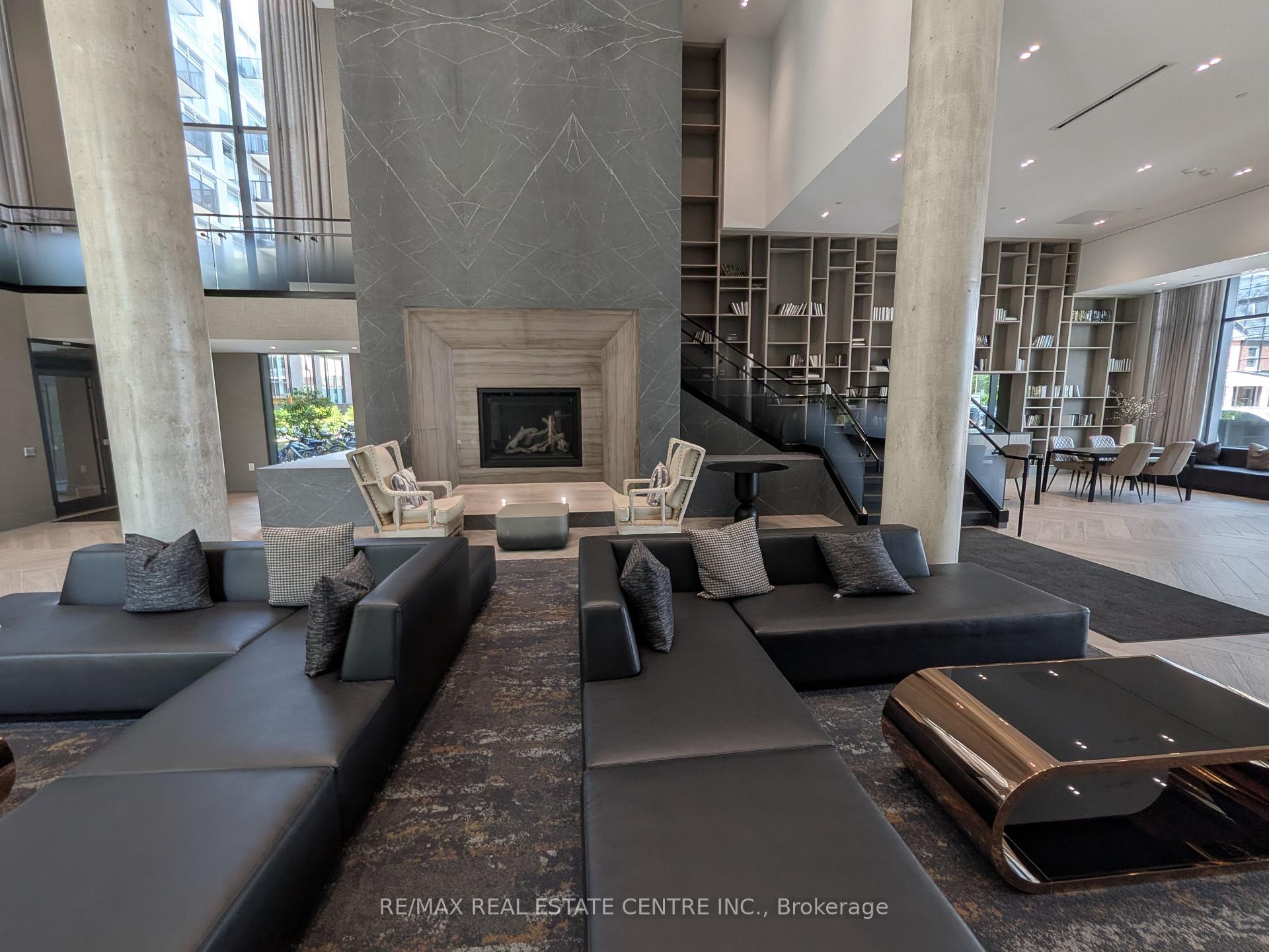 Photo 4 of Unit 340, 2450 Old Bronte Road, Oakville, Westmount — HOMEH