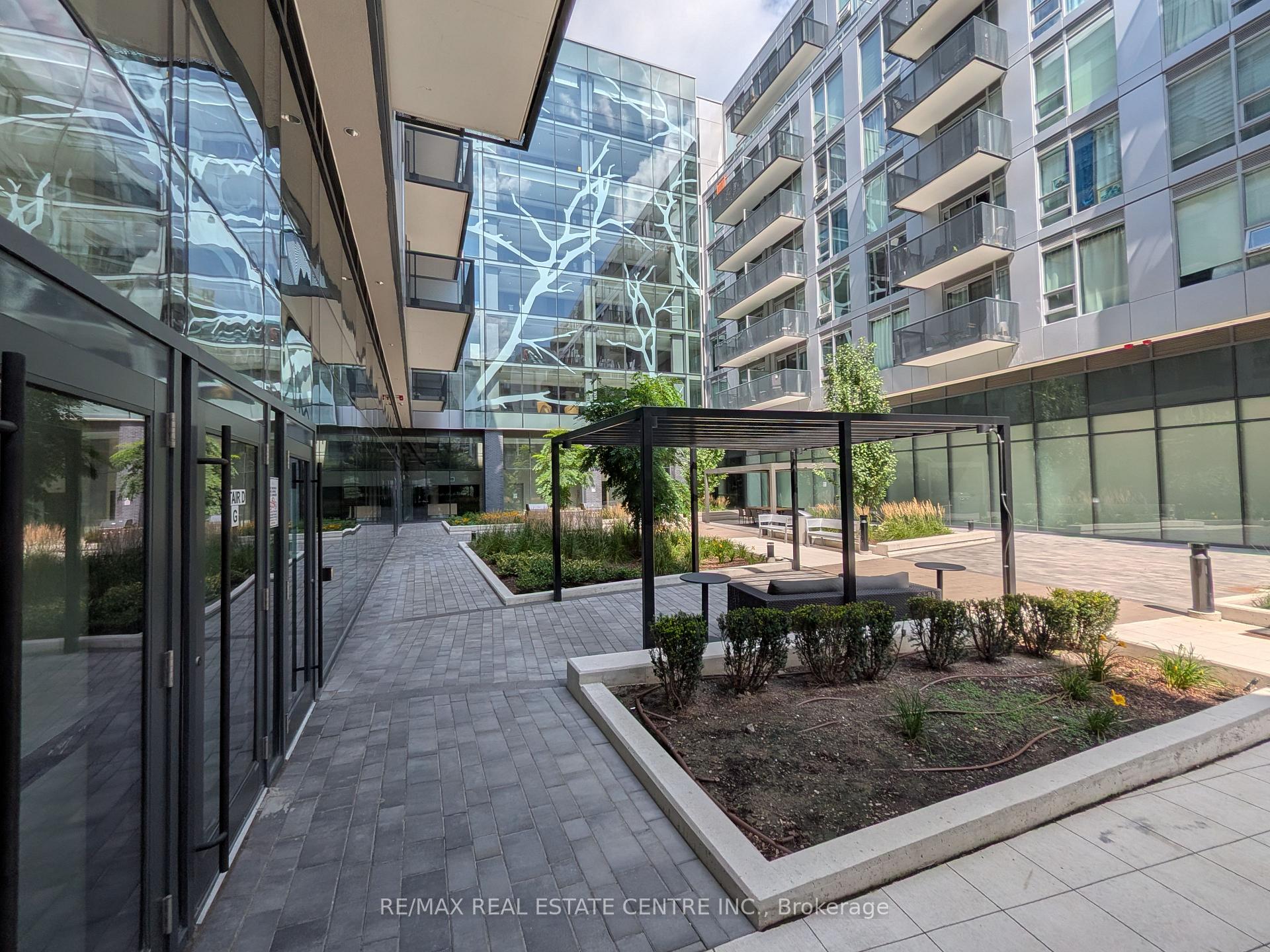 Photo 15 of Unit 340, 2450 Old Bronte Road, Oakville, Westmount — HOMEH