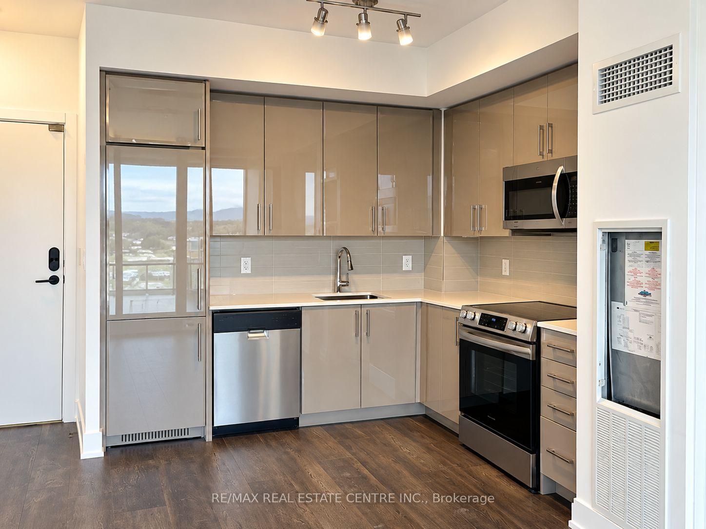 Photo 16 of Unit 340, 2450 Old Bronte Road, Oakville, Westmount — HOMEH