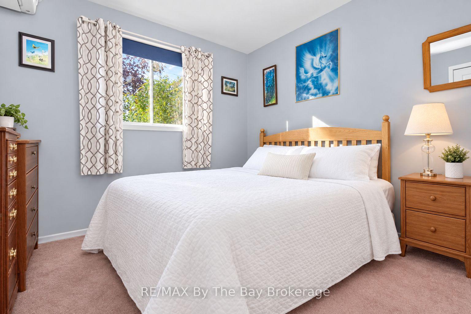 Photo 15 of 439 Fifth Street, Collingwood — HOMEH