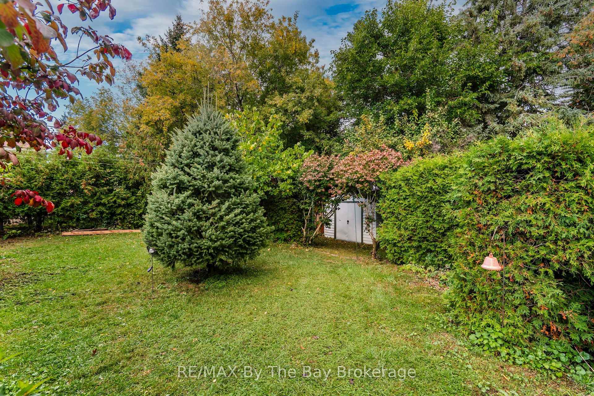 Photo 39 of 439 Fifth Street, Collingwood — HOMEH