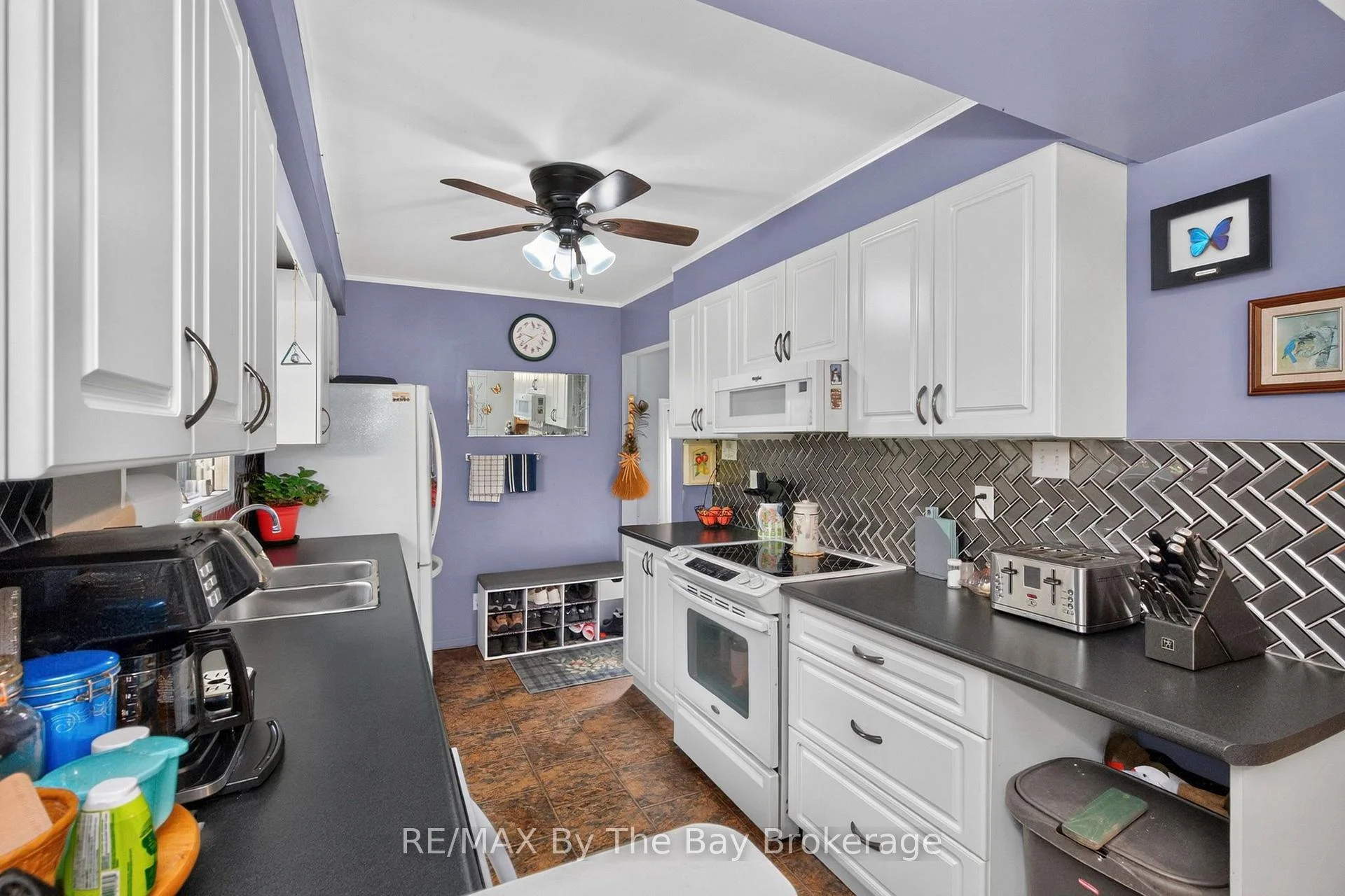 Photo 26 of 439 Fifth Street, Collingwood — HOMEH