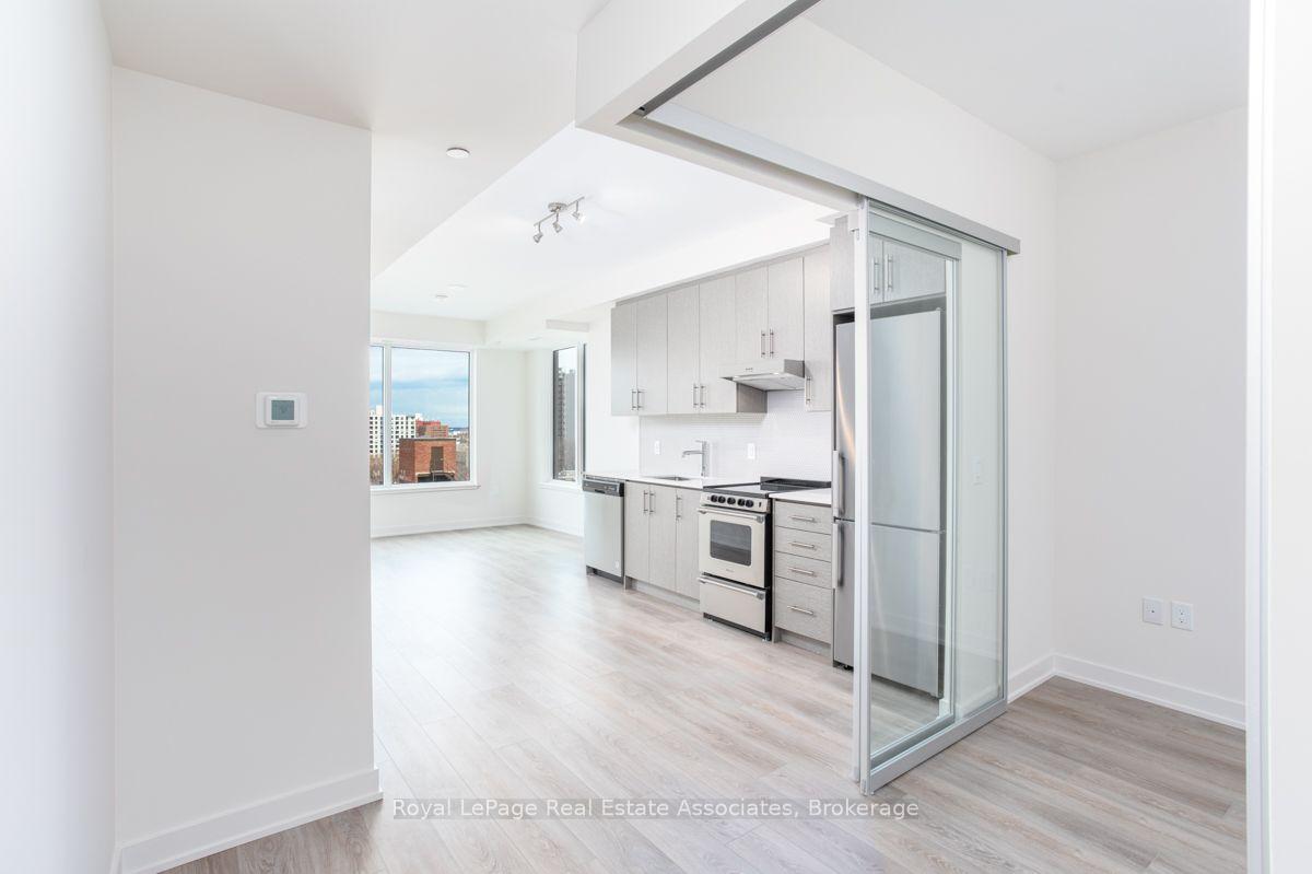 Photo 6 of Unit 820, 212 King William Street, Hamilton, Beasley — HOMEH