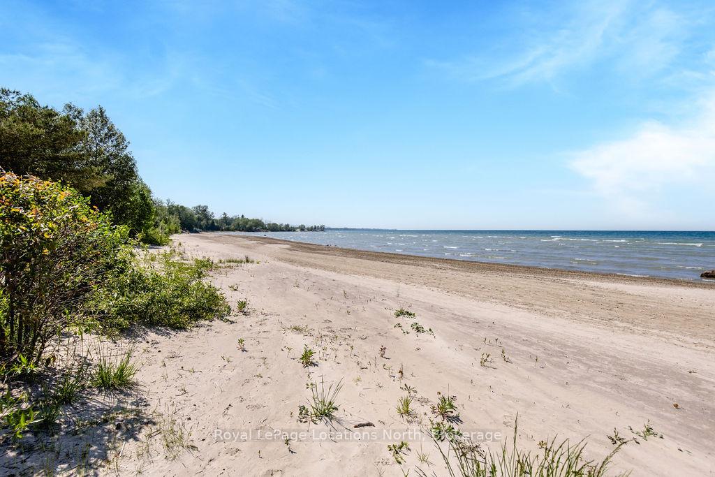 Photo 9 of 1864 Shore Lane, Wasaga Beach — HOMEH