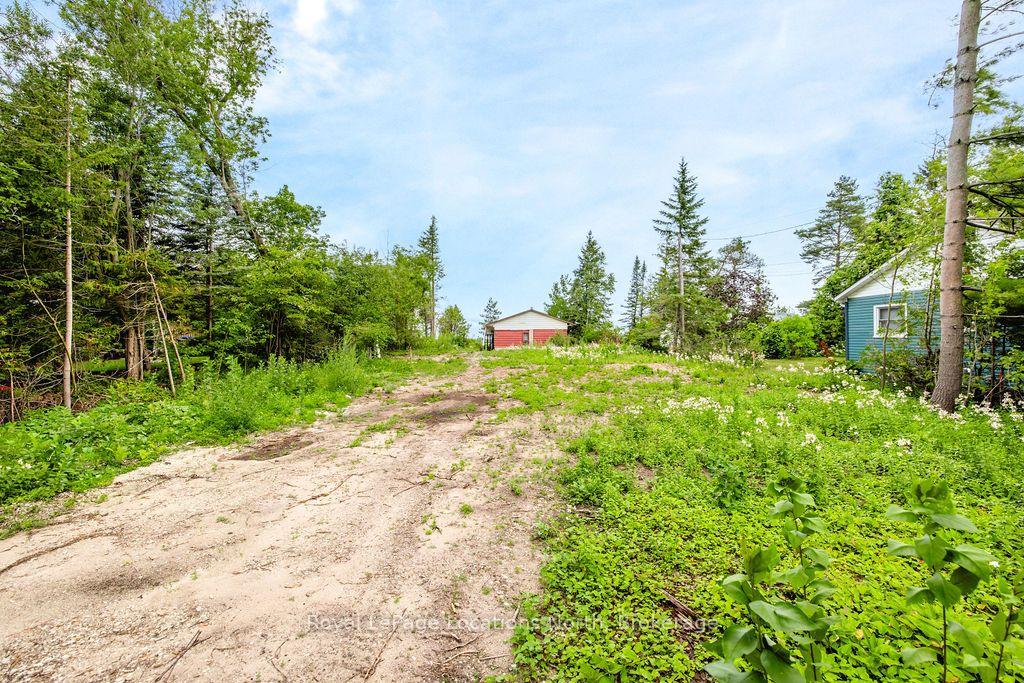 Photo 16 of 1864 Shore Lane, Wasaga Beach — HOMEH