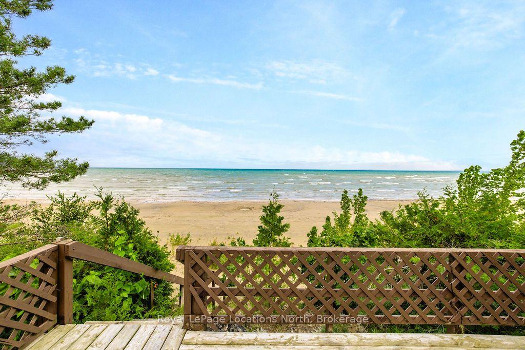 Photo 20 of 1864 Shore Lane, Wasaga Beach — HOMEH