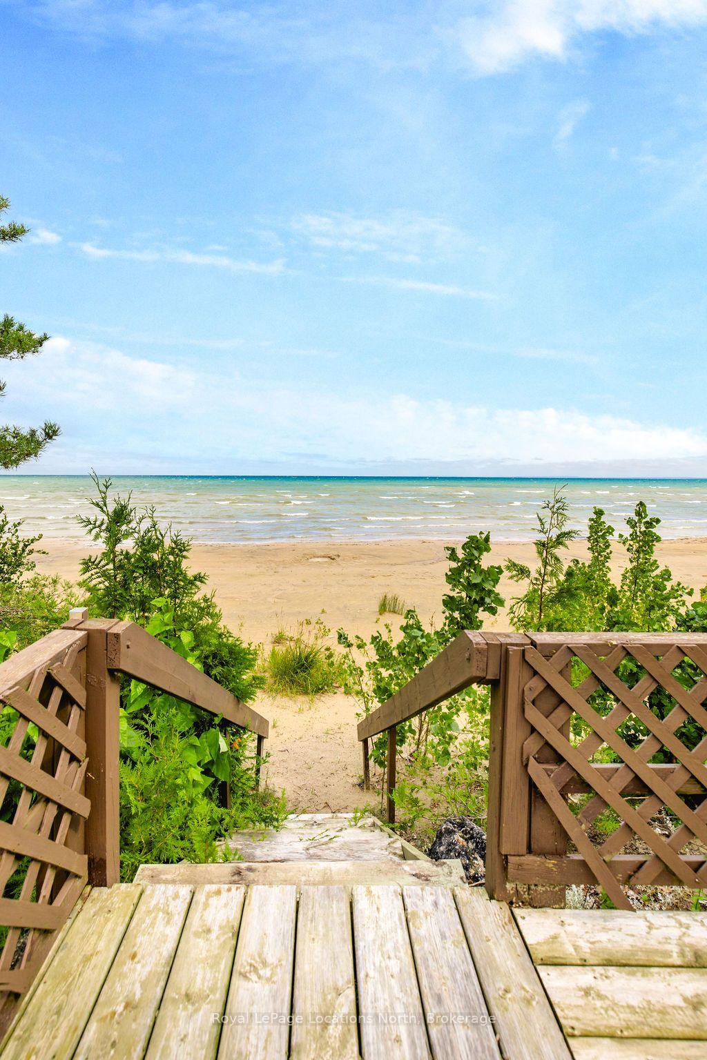 Photo 22 of 1864 Shore Lane, Wasaga Beach — HOMEH