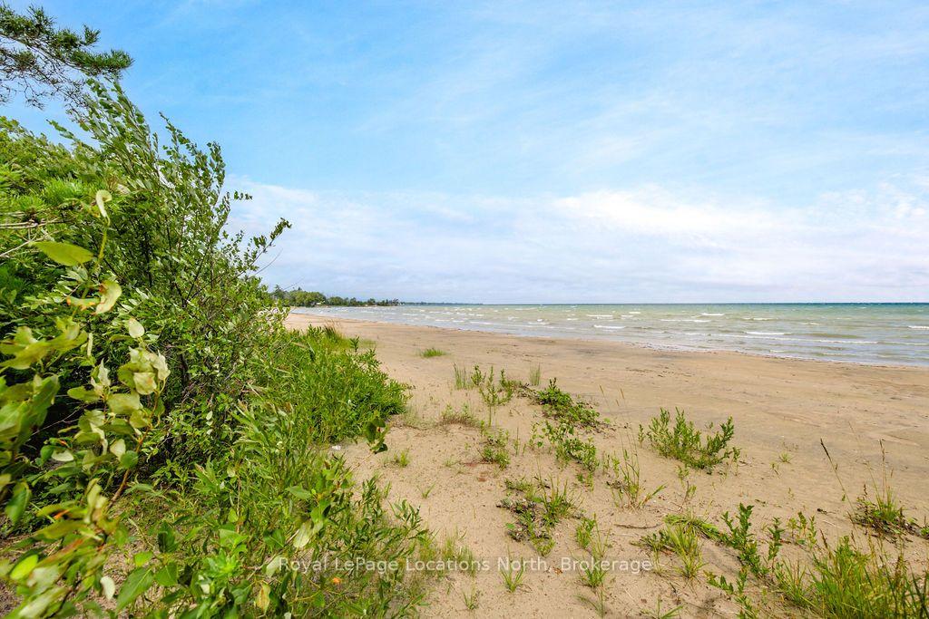 Photo 27 of 1864 Shore Lane, Wasaga Beach — HOMEH