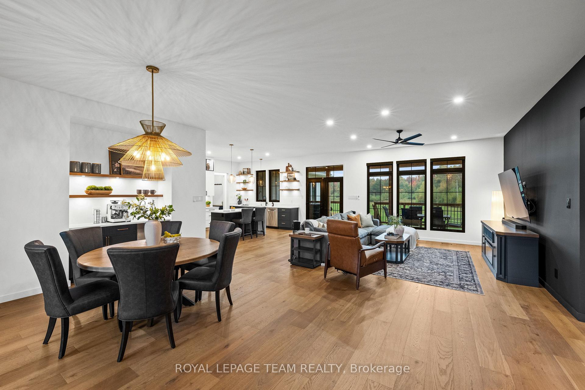 Photo 10 of 4686 Birchgrove Road, Ottawa, Sarsfield/Bearbrook — HOMEH