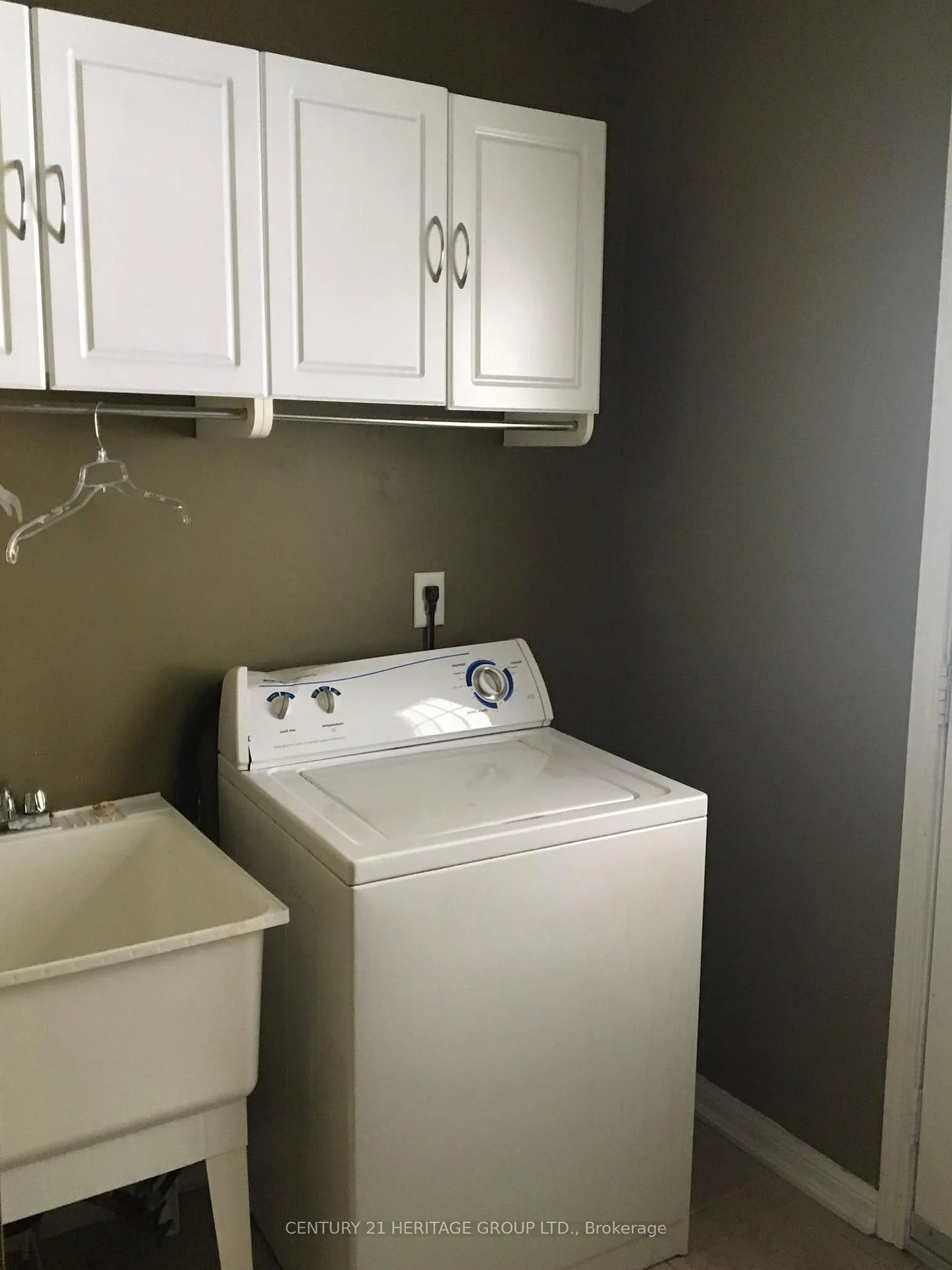 Photo 12 of 1772 Birchview Drive, Oshawa, Samac — HOMEH