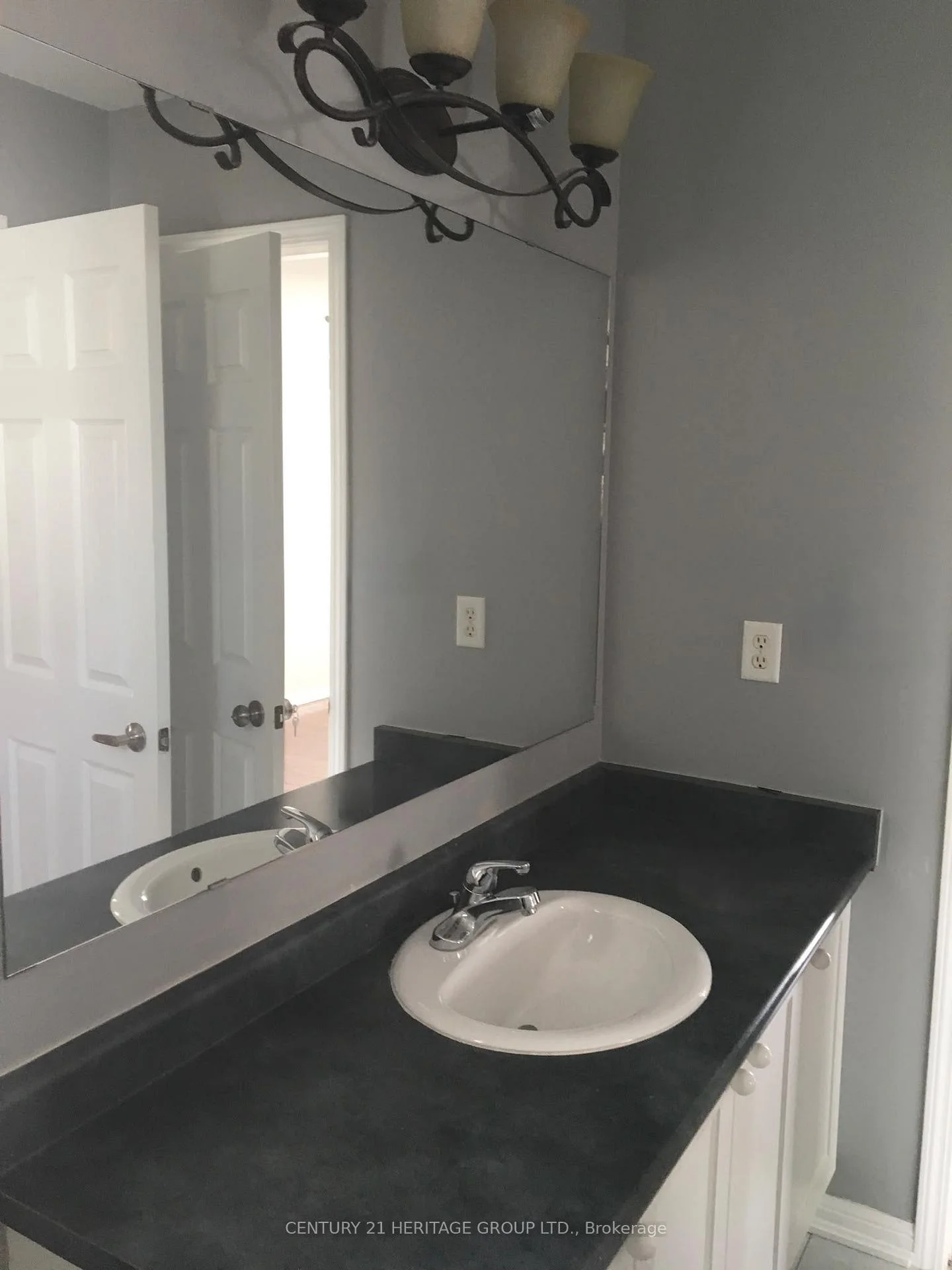 Photo 15 of 1772 Birchview Drive, Oshawa, Samac — HOMEH