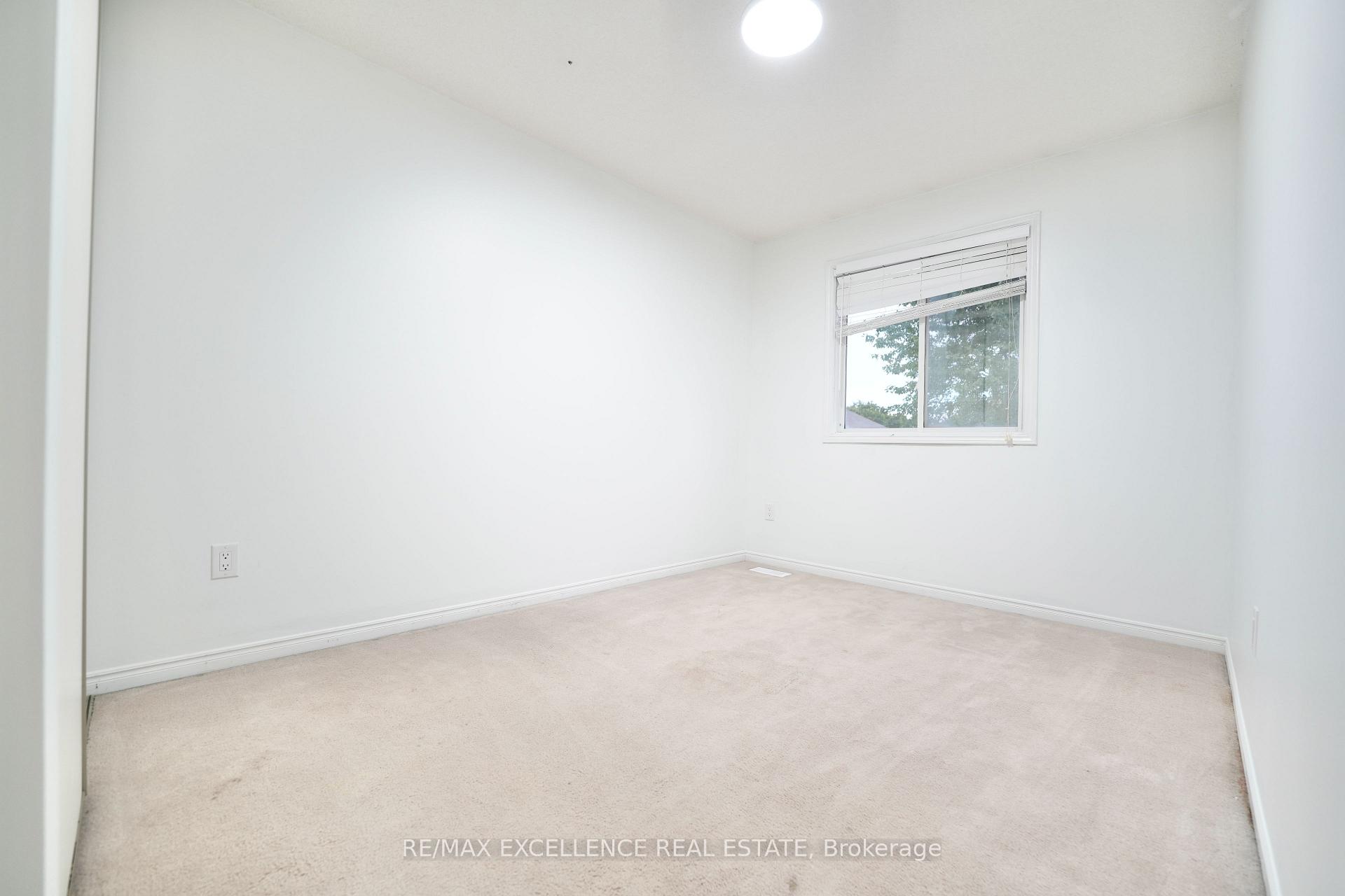 Photo 17 of 41 Roman Crescent, London, East I — HOMEH