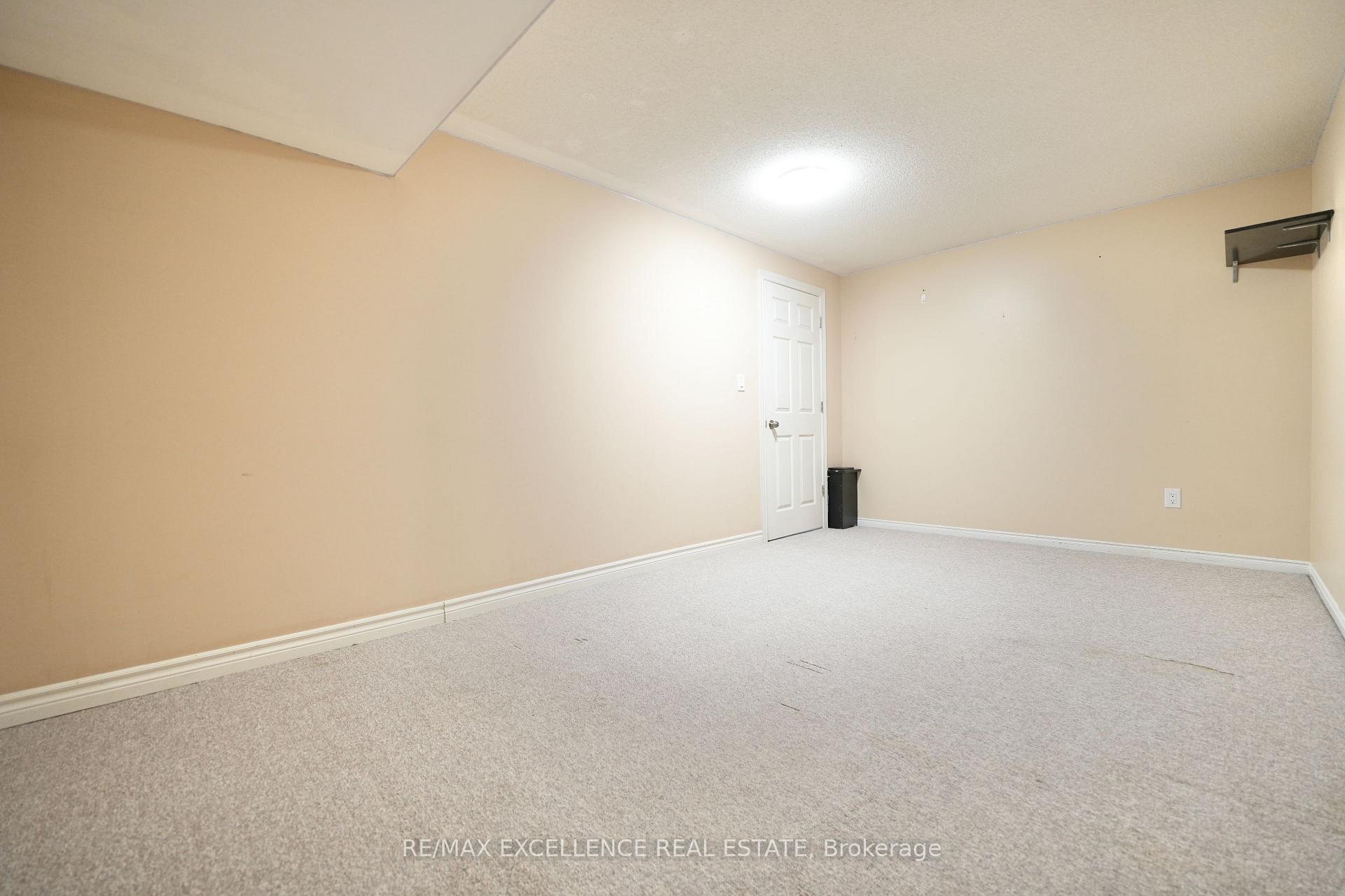 Photo 21 of 41 Roman Crescent, London, East I — HOMEH