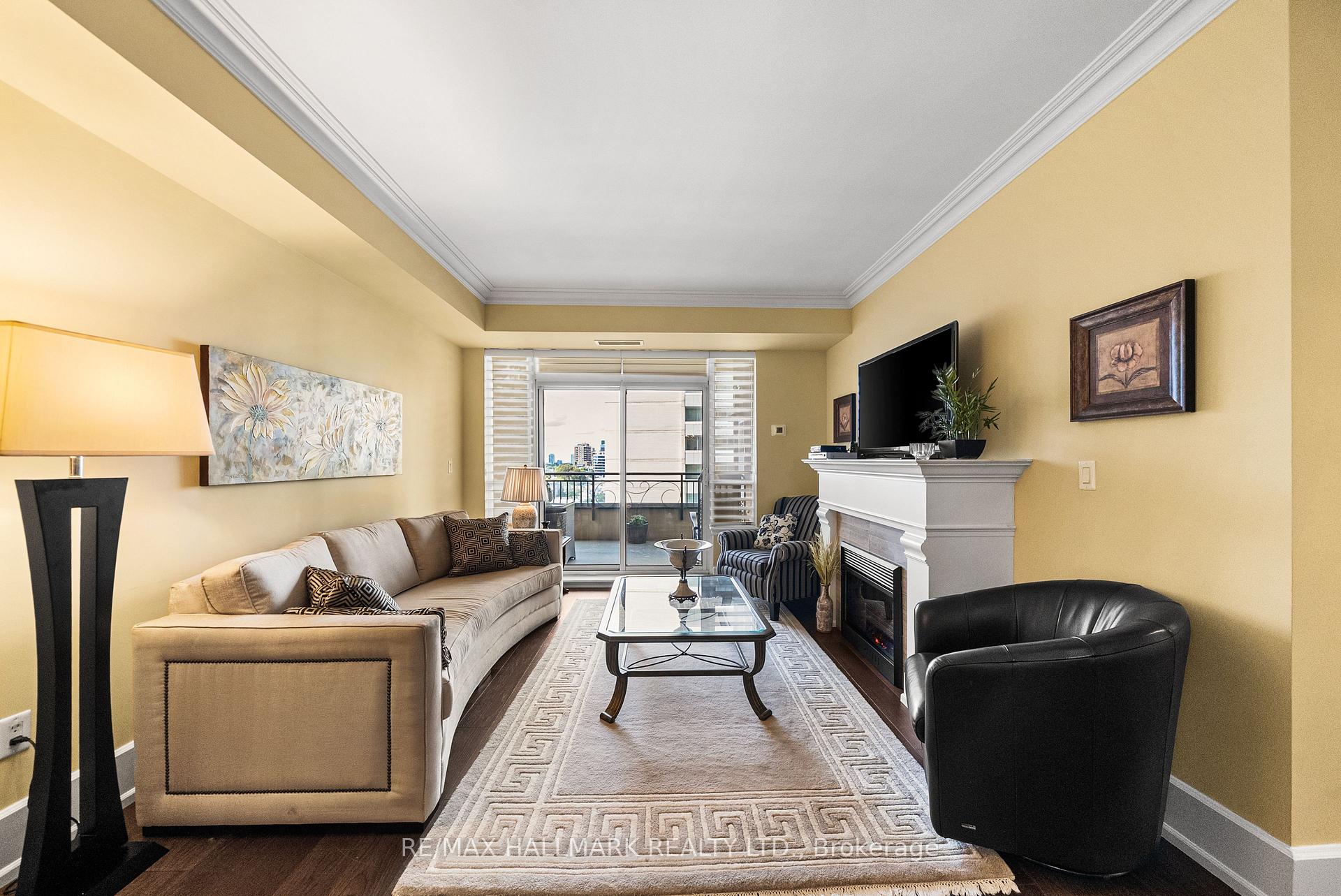 Photo 3 of Unit 807C, 662 Sheppard Avenue E, North York, Bayview Village — HOMEH