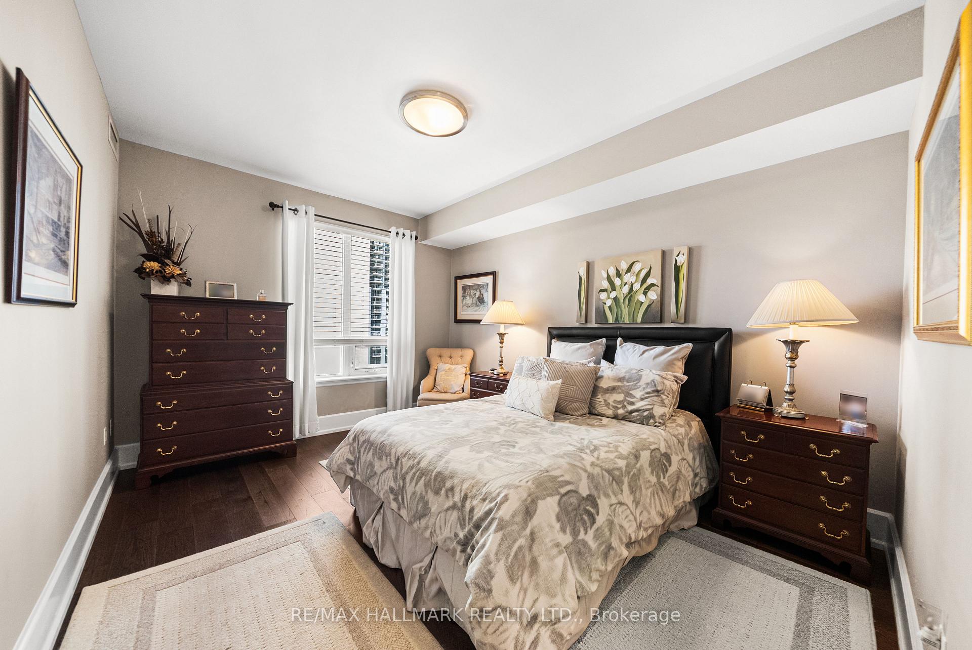 Photo 14 of Unit 807C, 662 Sheppard Avenue E, North York, Bayview Village — HOMEH