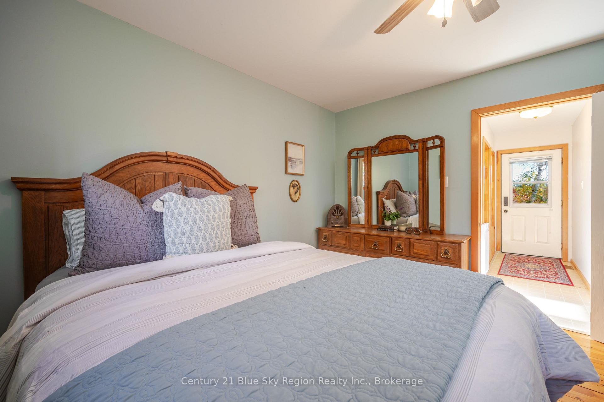 Photo 13 of 102 North Star Drive W, Bonfield — HOMEH