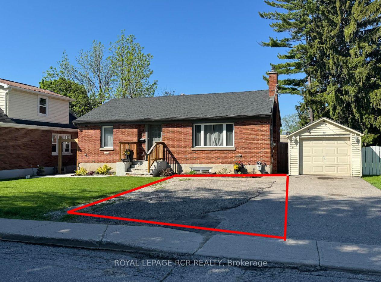 Photo 16 of 52 Drury Lane, Barrie, Wellington — HOMEH