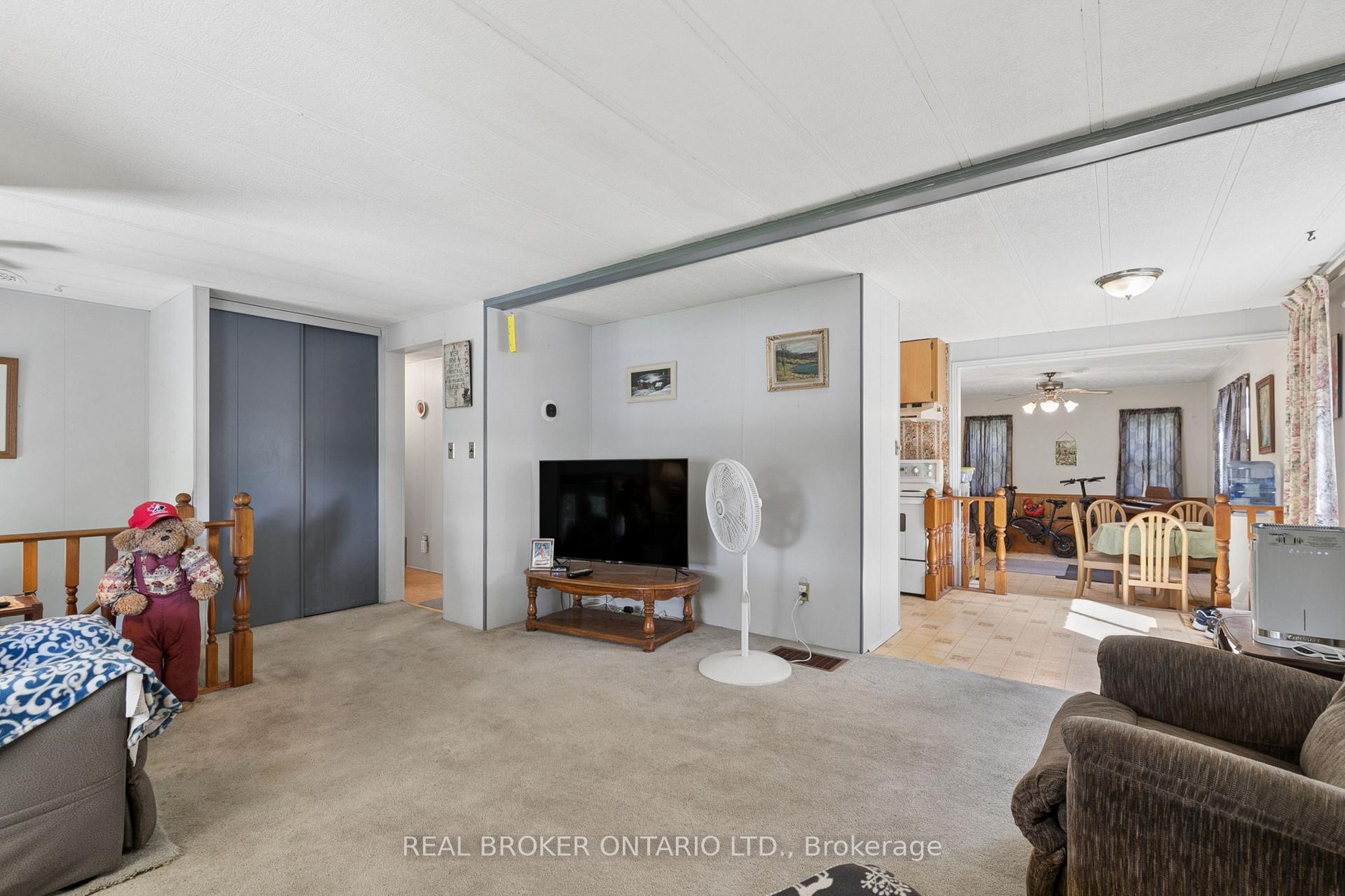Photo 4 of 195 John Street S, Minto — HOMEH