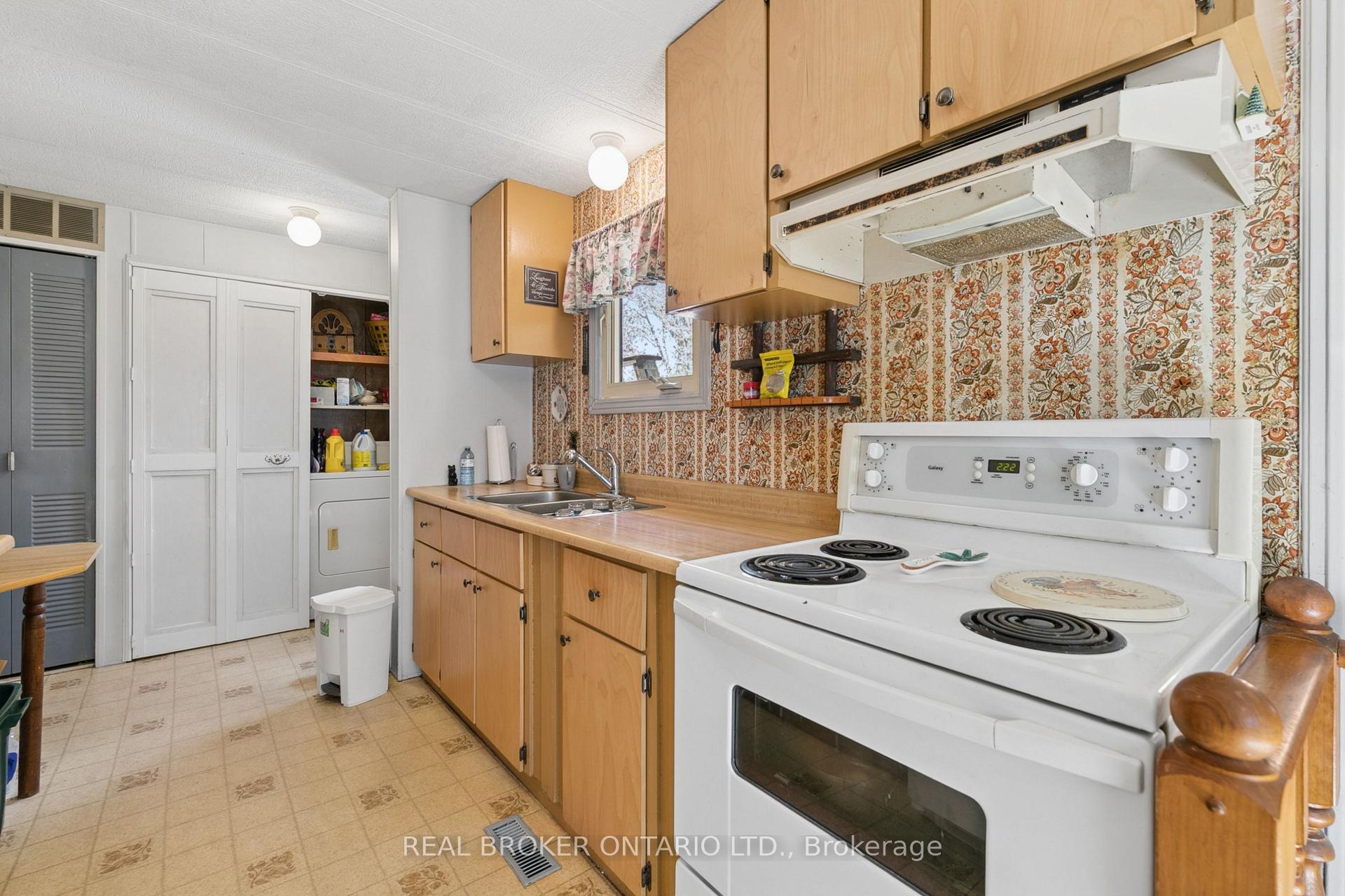Photo 6 of 195 John Street S, Minto — HOMEH
