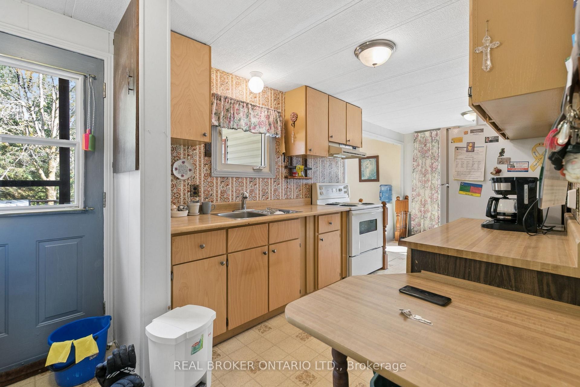 Photo 7 of 195 John Street S, Minto — HOMEH
