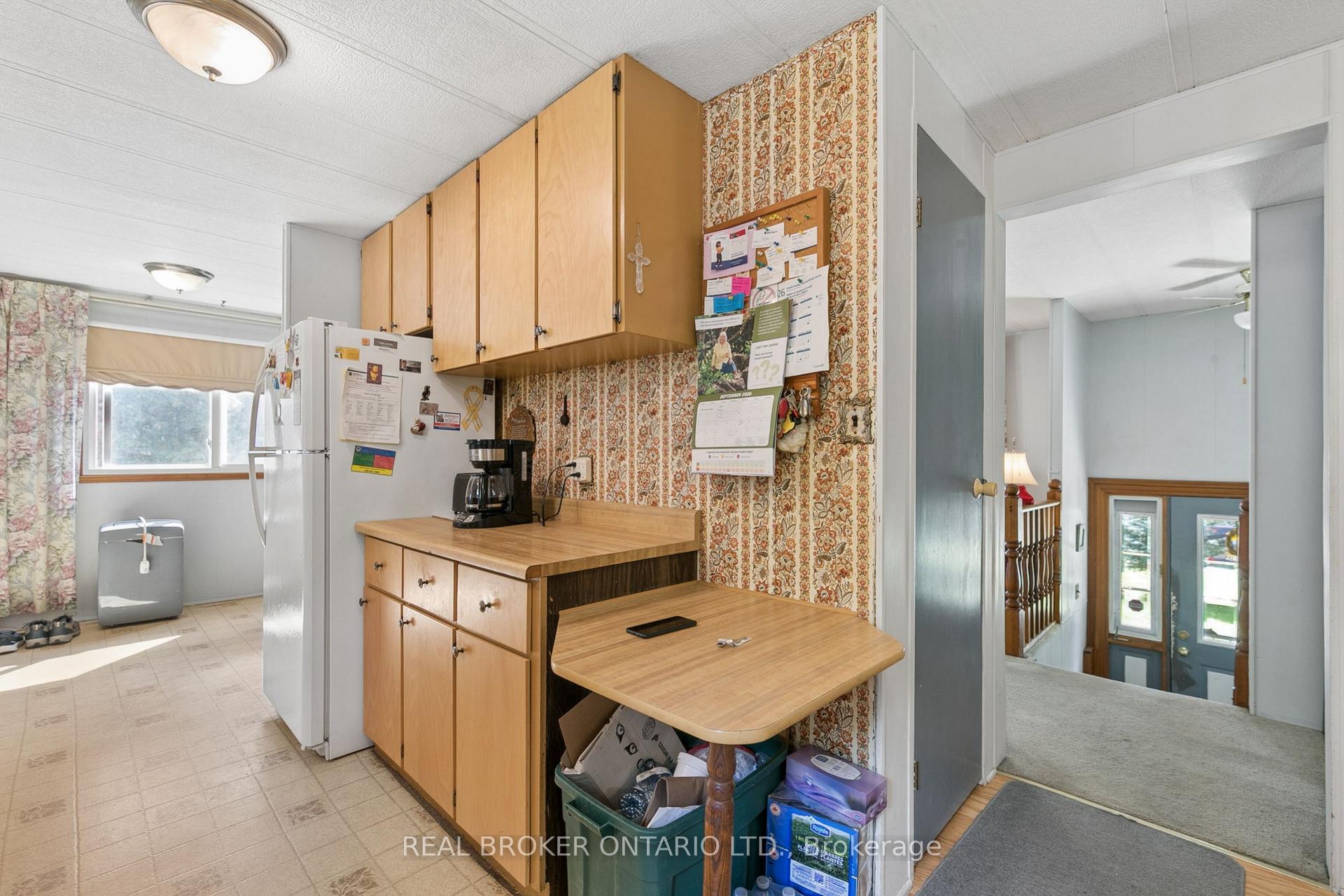 Photo 8 of 195 John Street S, Minto — HOMEH