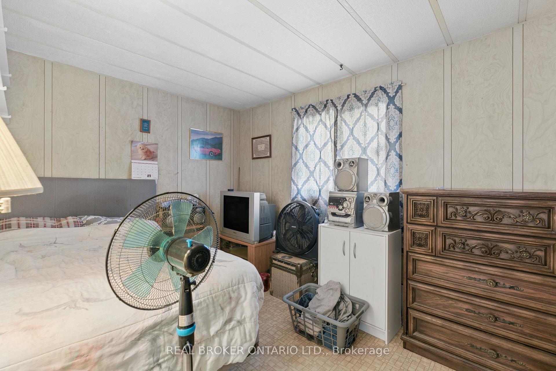Photo 12 of 195 John Street S, Minto — HOMEH