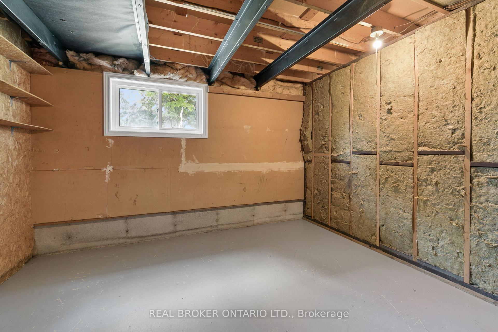 Photo 19 of 195 John Street S, Minto — HOMEH