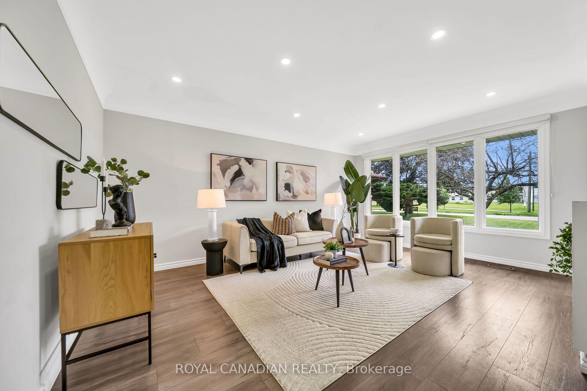 Photo 8 of 284 Cedar Crescent, Cambridge, Southwood - Kinbridge — HOMEH
