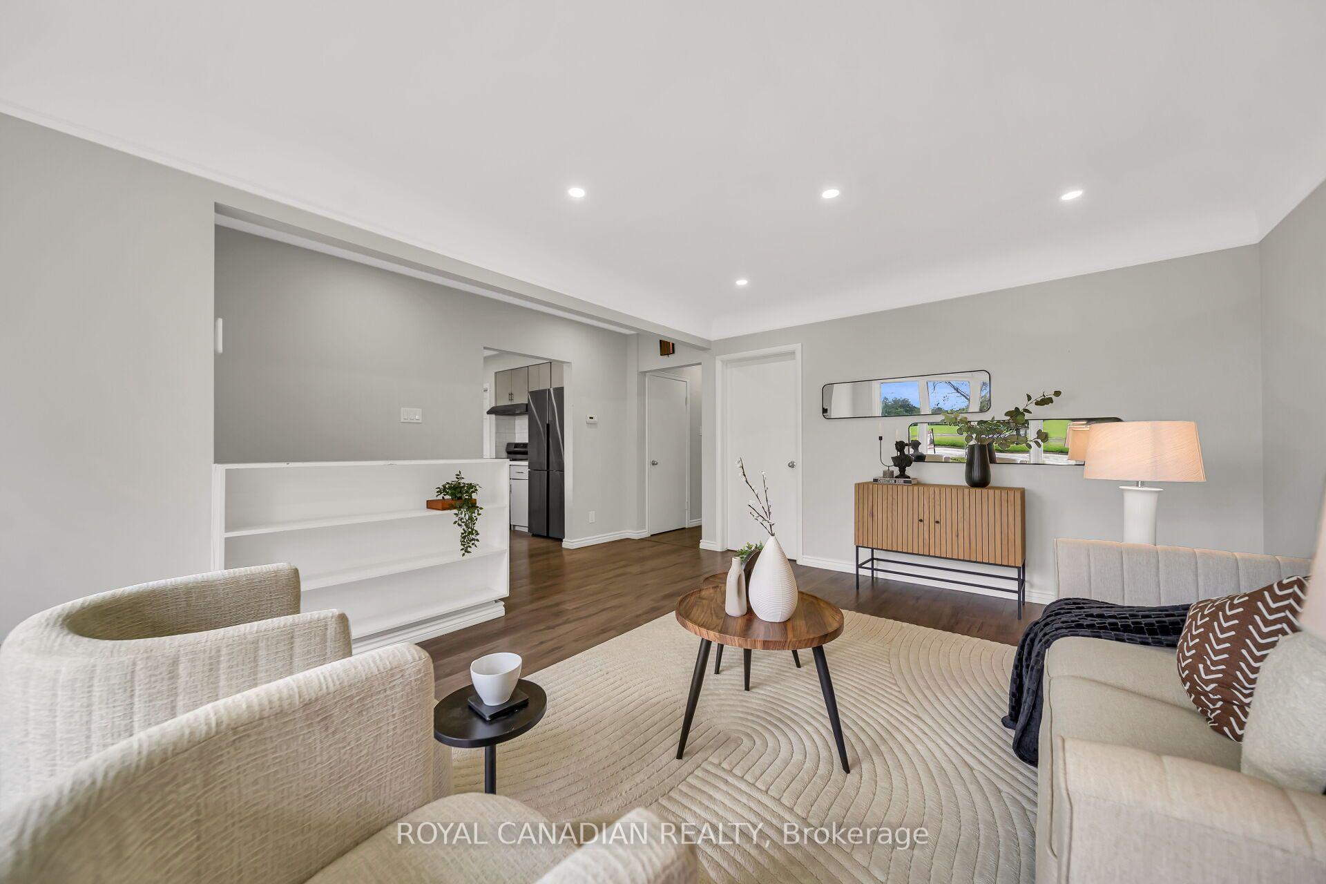 Photo 11 of 284 Cedar Crescent, Cambridge, Southwood - Kinbridge — HOMEH