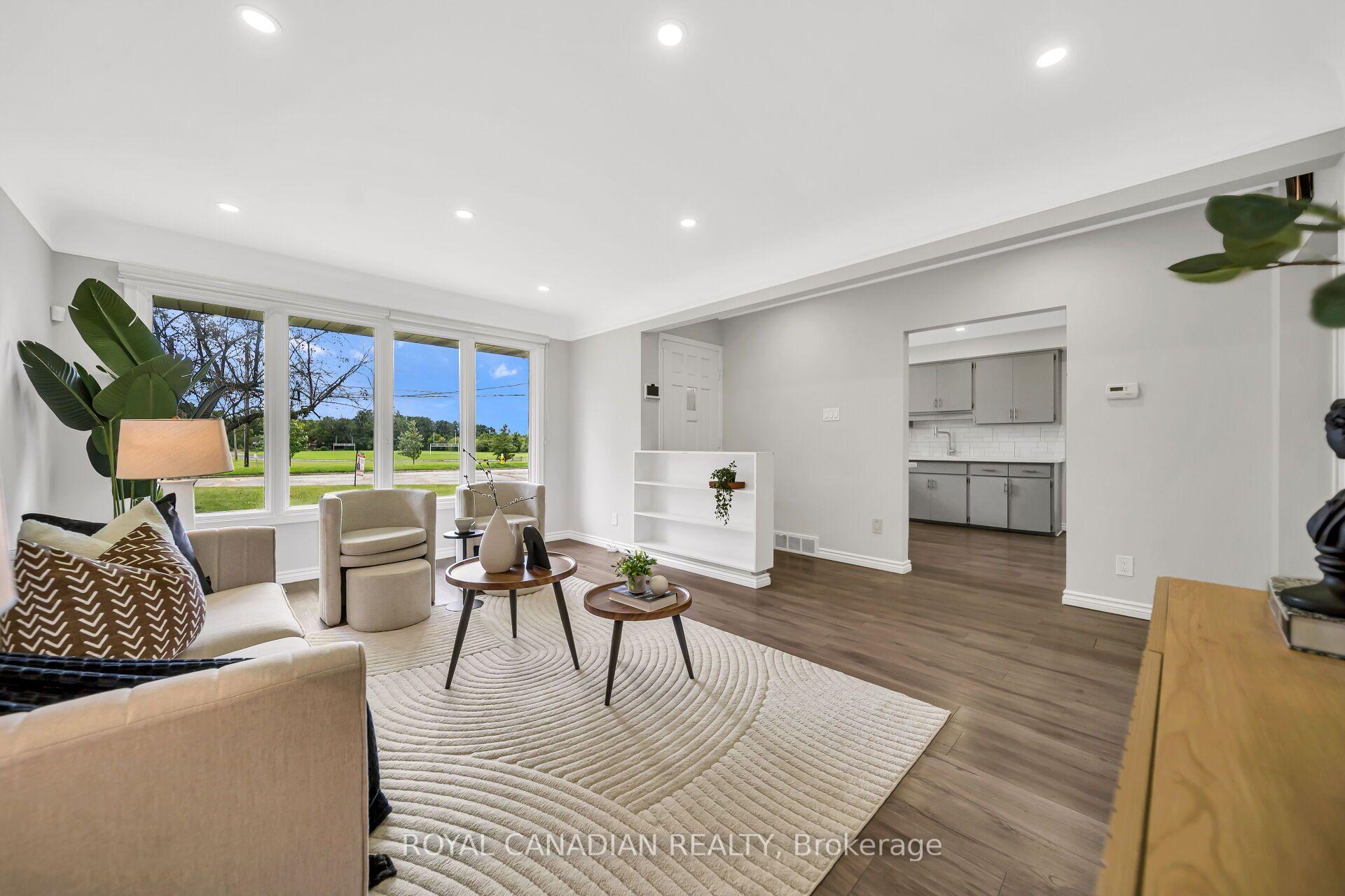 Photo 12 of 284 Cedar Crescent, Cambridge, Southwood - Kinbridge — HOMEH