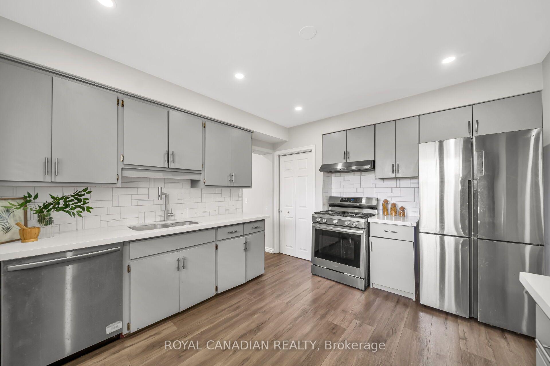Photo 19 of 284 Cedar Crescent, Cambridge, Southwood - Kinbridge — HOMEH