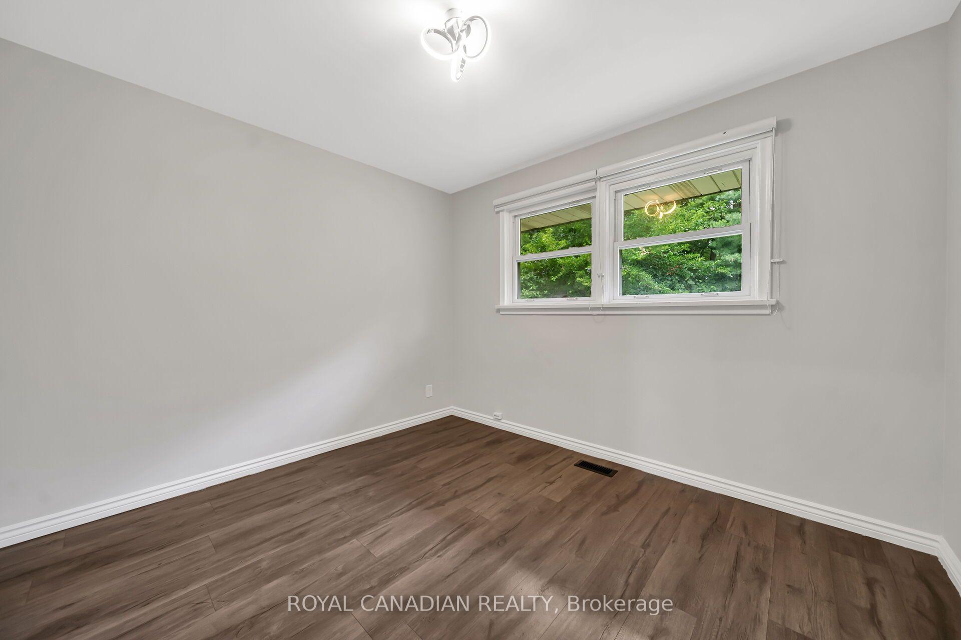 Photo 26 of 284 Cedar Crescent, Cambridge, Southwood - Kinbridge — HOMEH