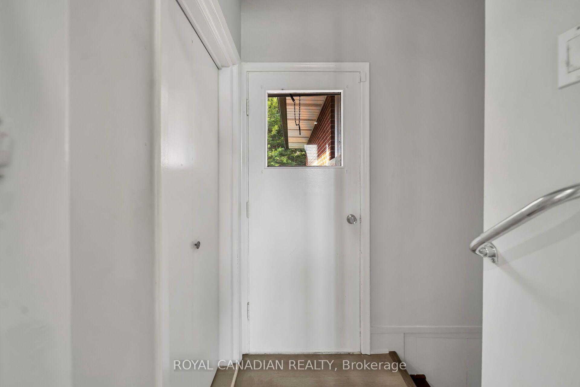 Photo 28 of 284 Cedar Crescent, Cambridge, Southwood - Kinbridge — HOMEH