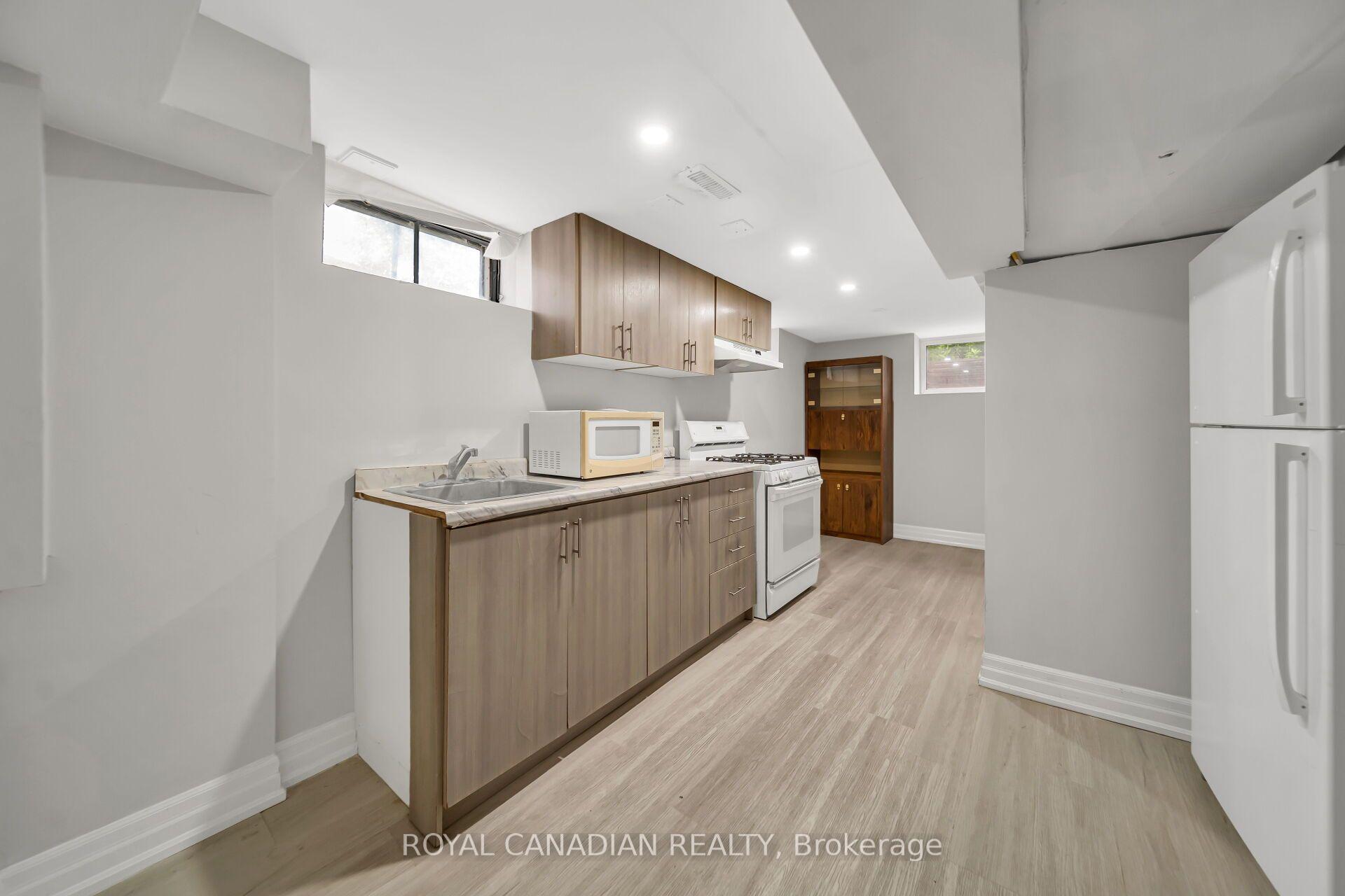 Photo 30 of 284 Cedar Crescent, Cambridge, Southwood - Kinbridge — HOMEH
