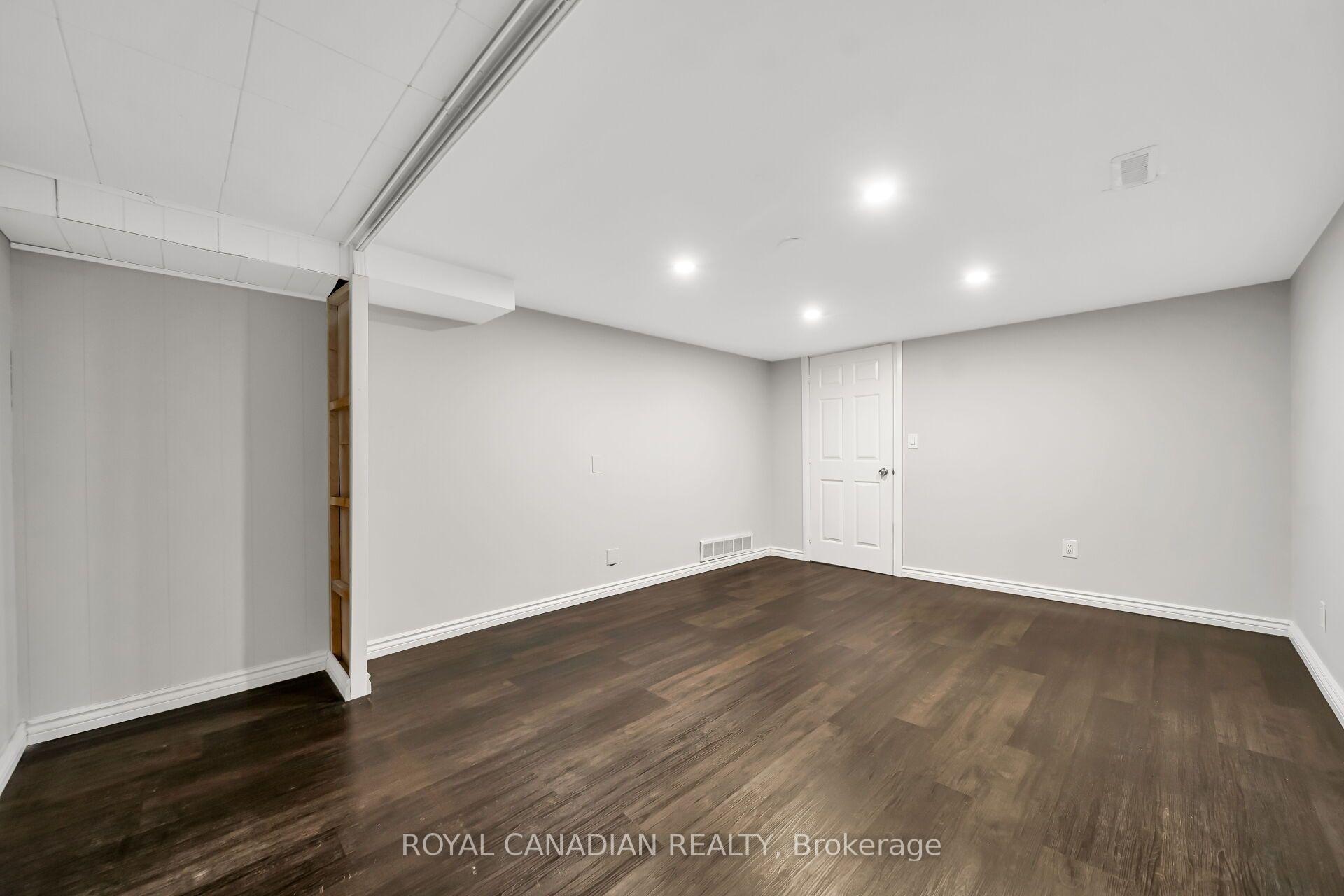 Photo 38 of 284 Cedar Crescent, Cambridge, Southwood - Kinbridge — HOMEH