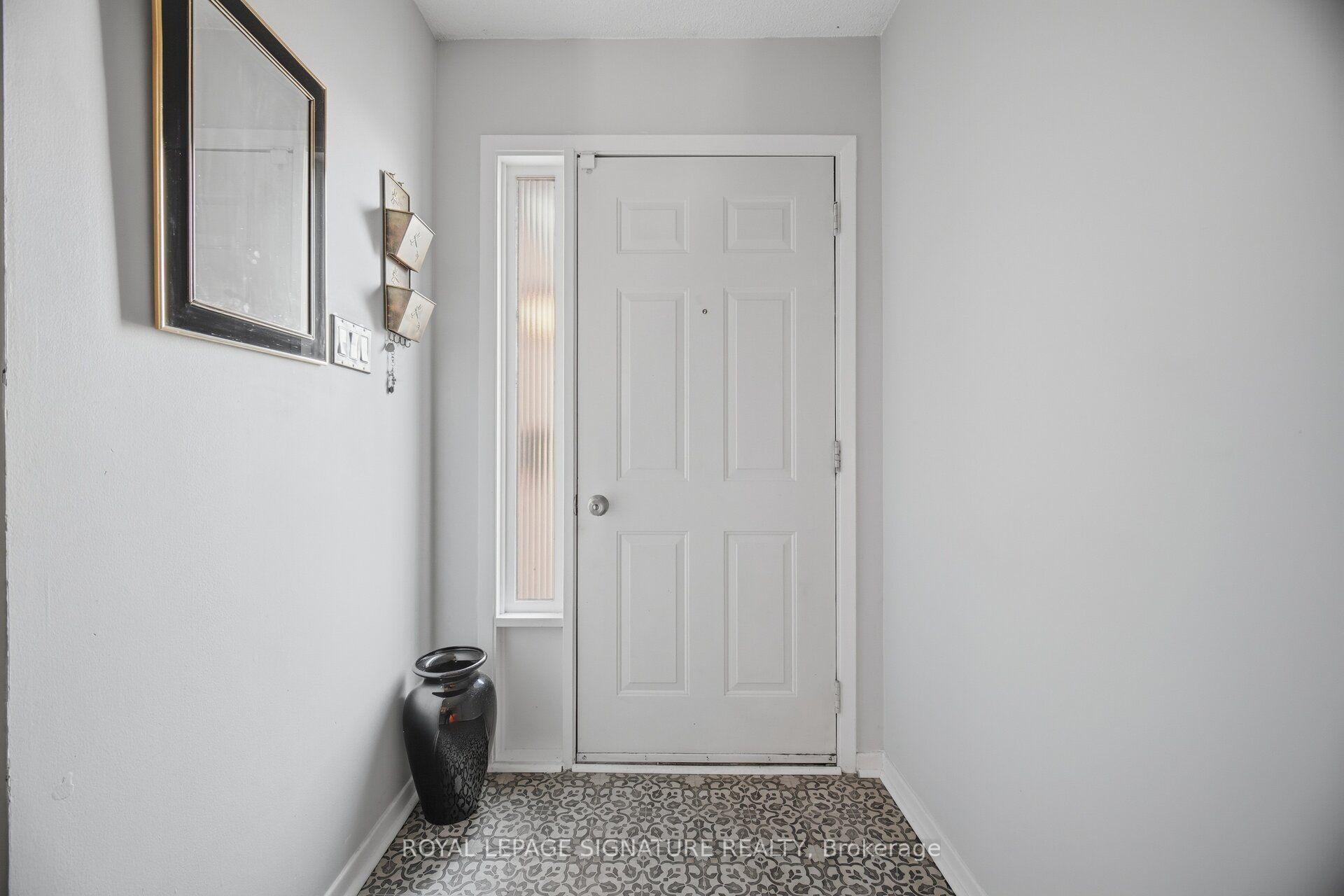Photo 3 of Unit 78, 3079 Fifth Line W, Mississauga, Erin Mills — HOMEH