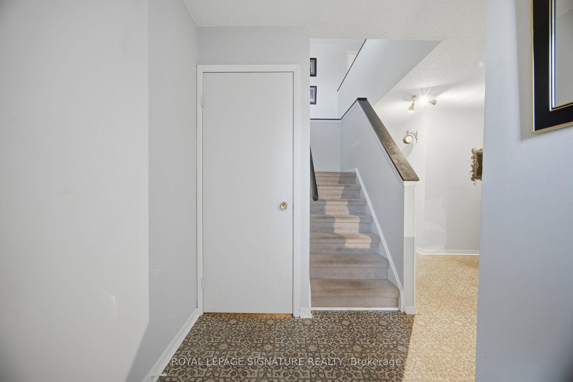 Photo 4 of Unit 78, 3079 Fifth Line W, Mississauga, Erin Mills — HOMEH