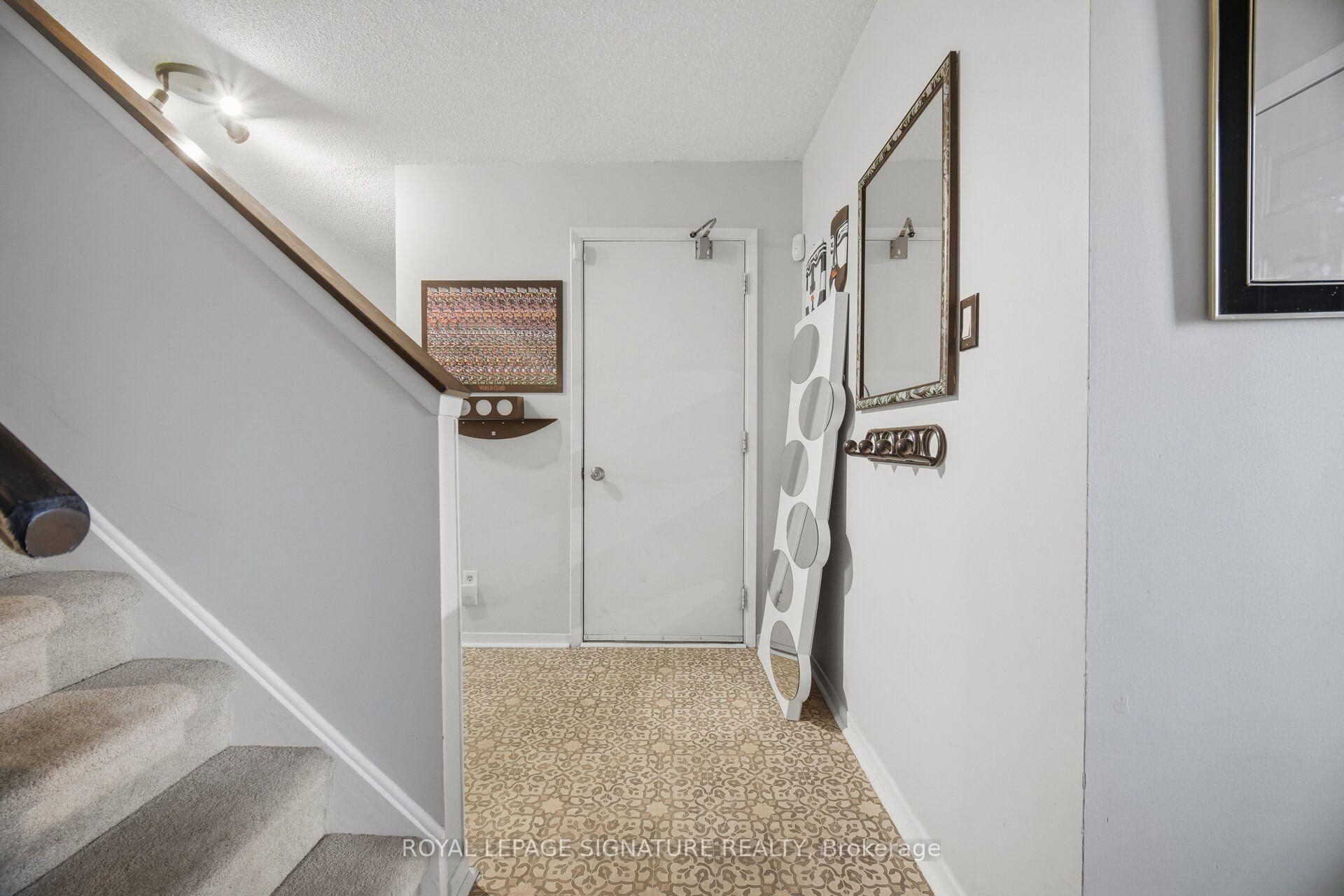 Photo 5 of Unit 78, 3079 Fifth Line W, Mississauga, Erin Mills — HOMEH