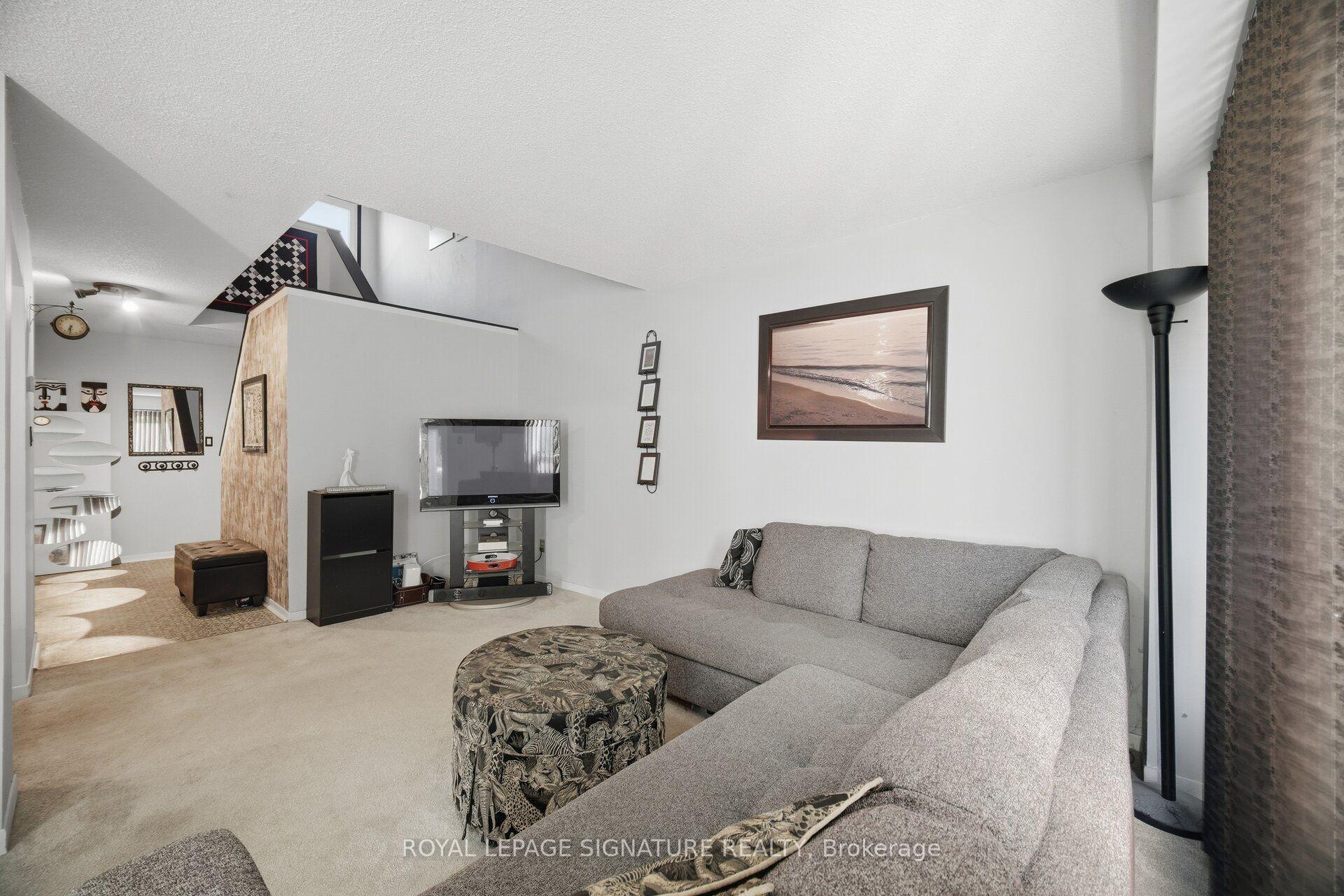 Photo 8 of Unit 78, 3079 Fifth Line W, Mississauga, Erin Mills — HOMEH