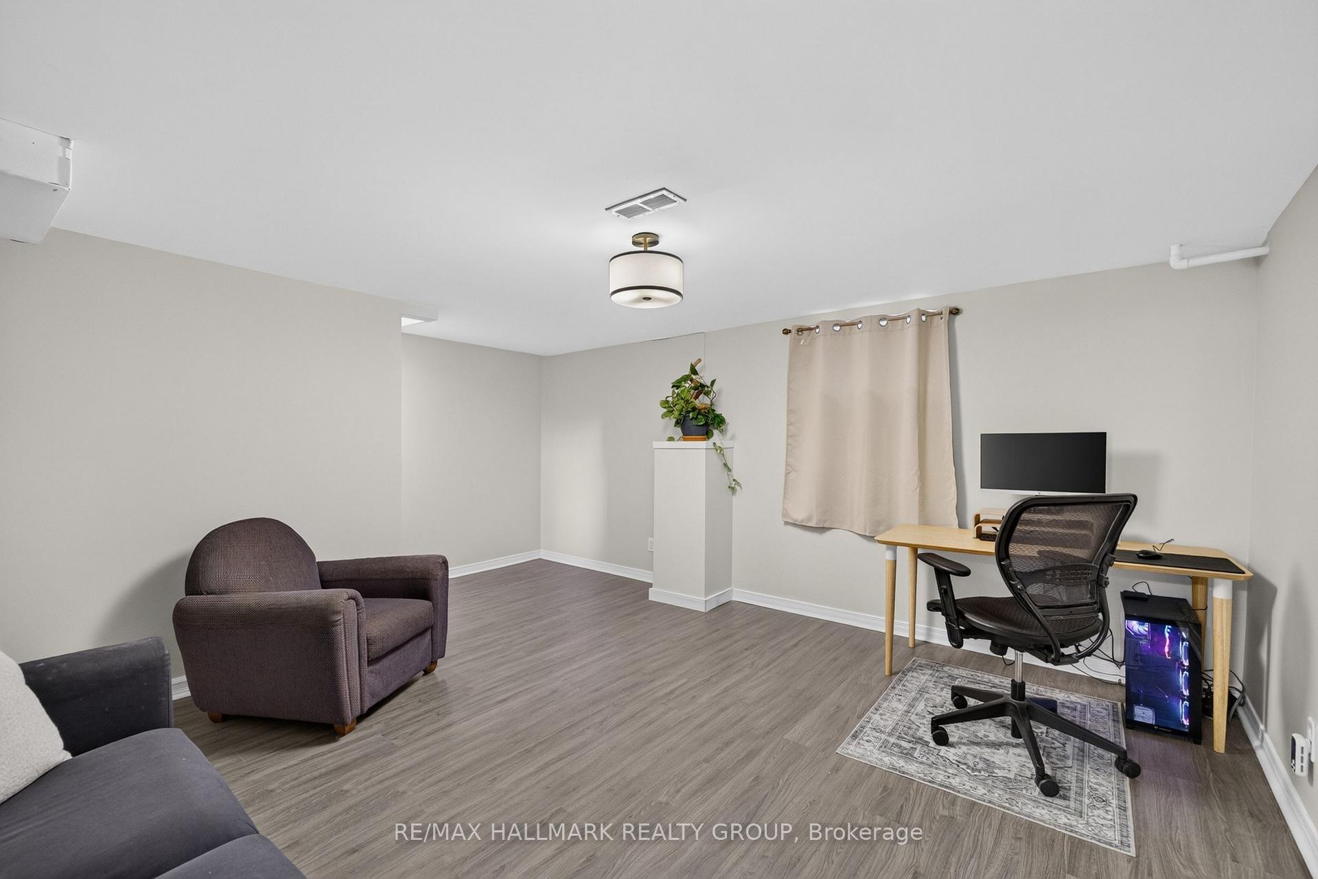 Photo 21 of 1246 Summerville Avenue, Ottawa, Carlington — HOMEH